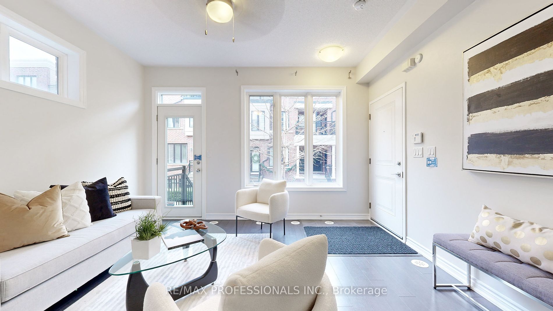 20 Carnation Avenue, #48