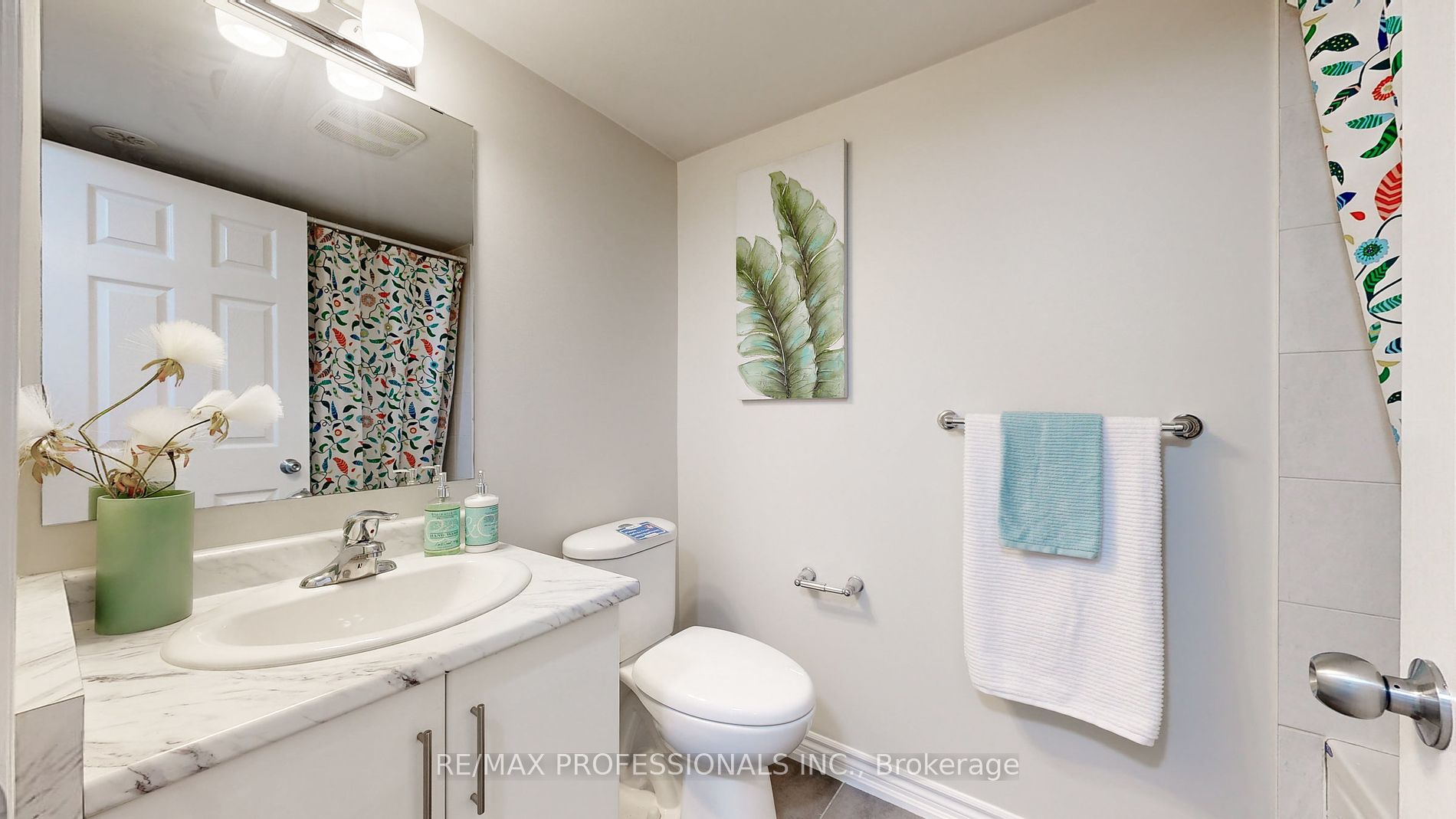 20 Carnation Avenue, #48