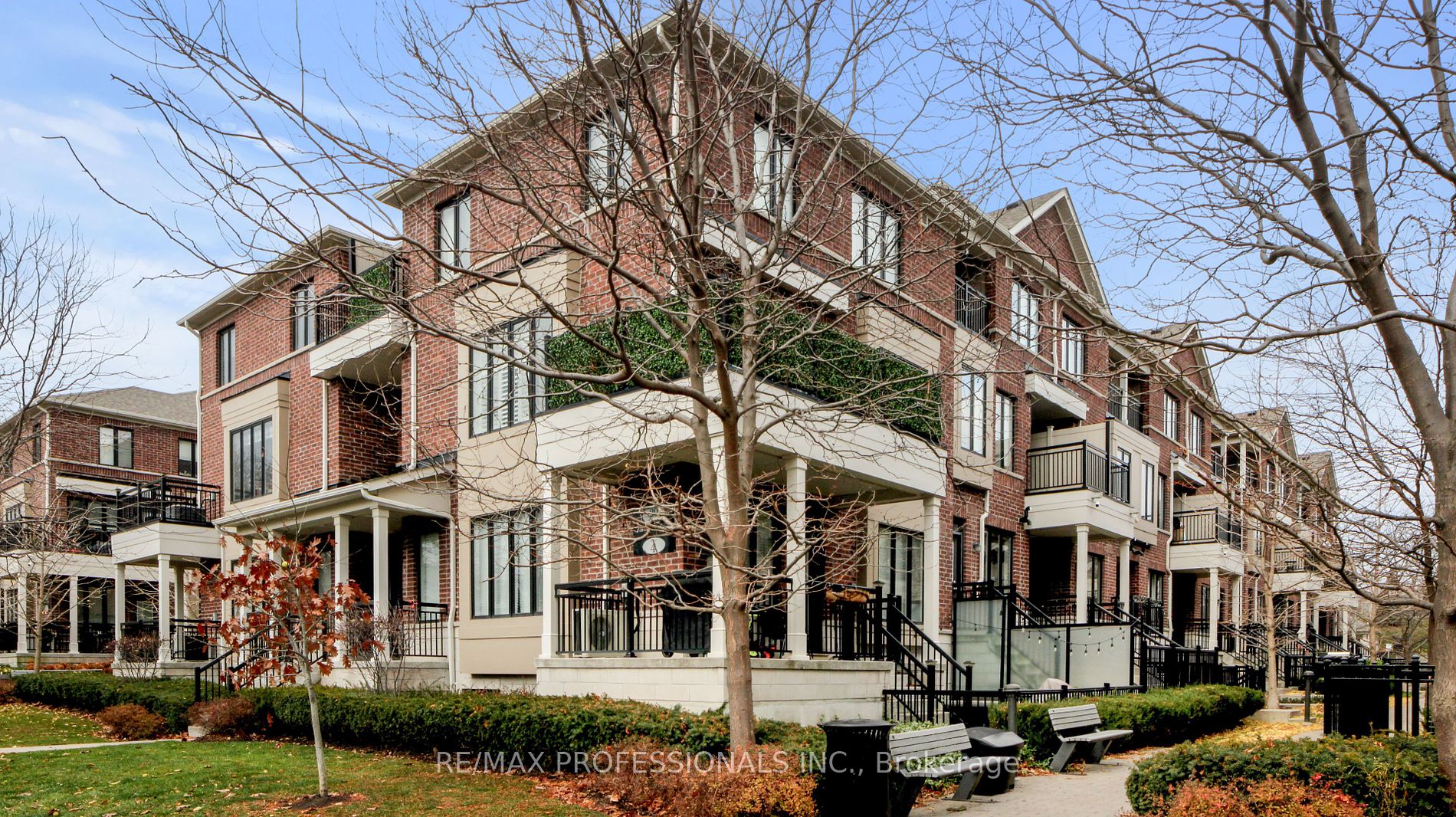 20 Carnation Avenue, #48