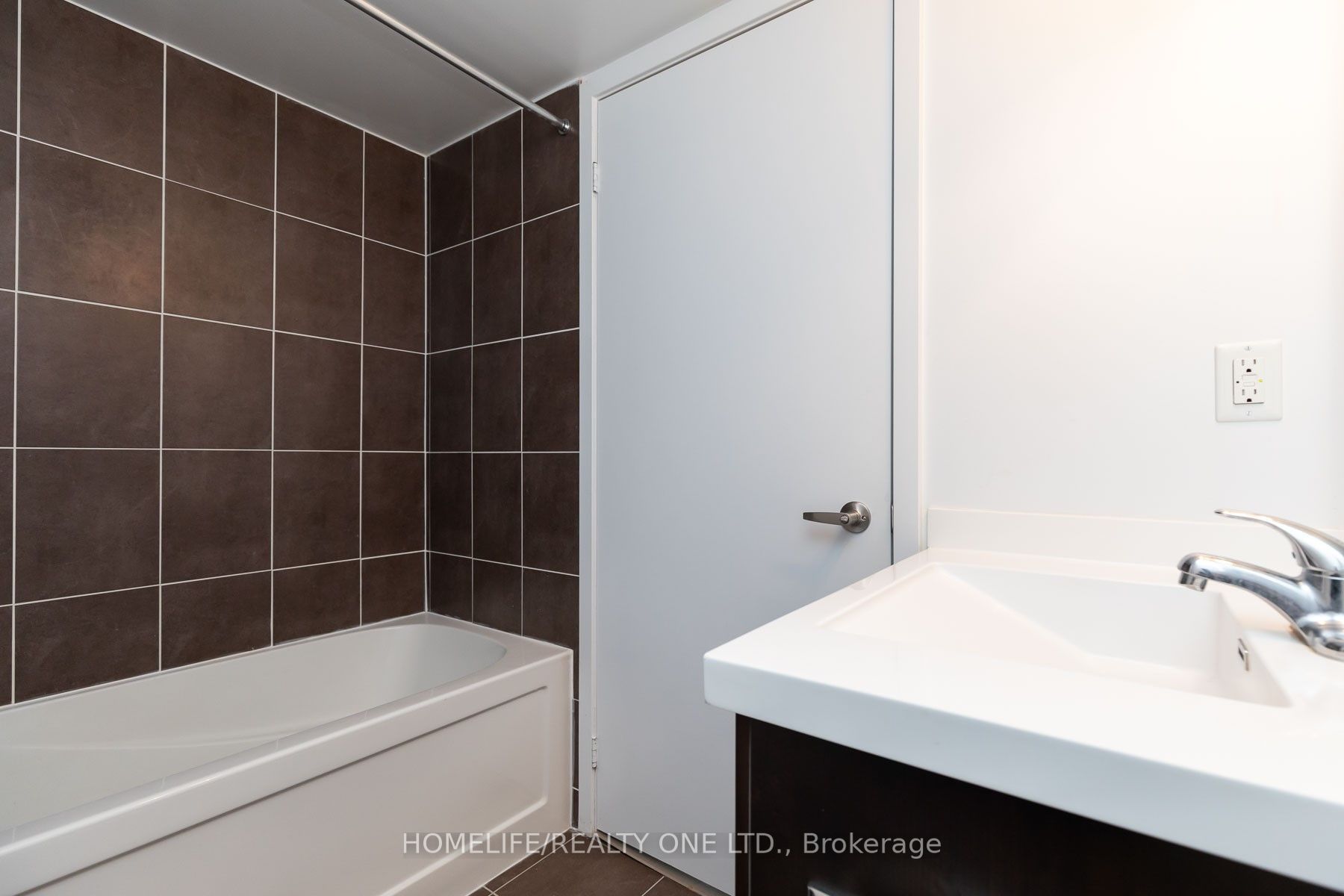 1410 Dupont St, #2505