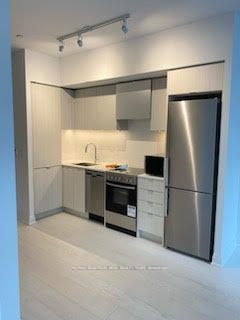 26 Gibbs Rd, #204