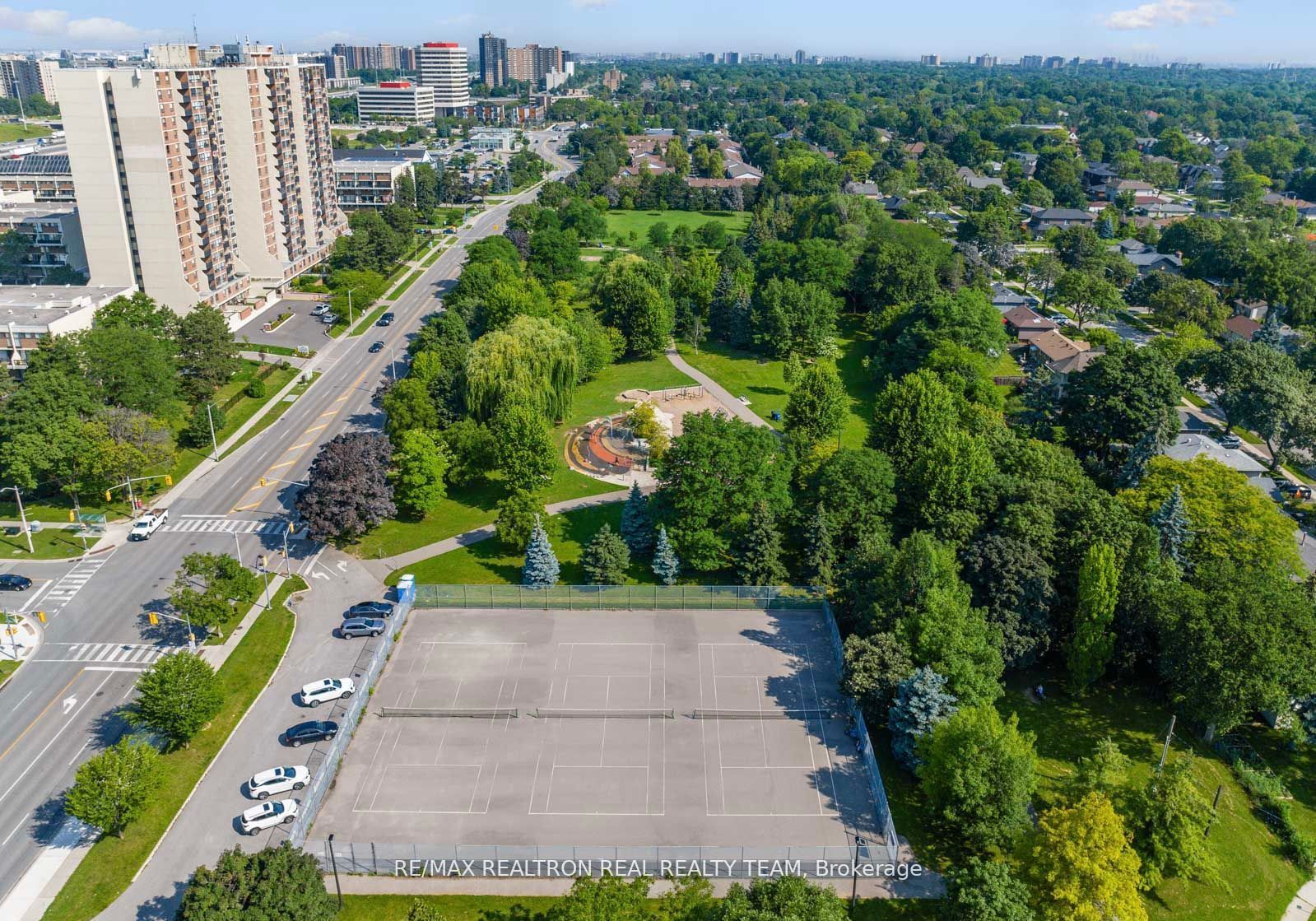 26 Gibbs Rd, #204