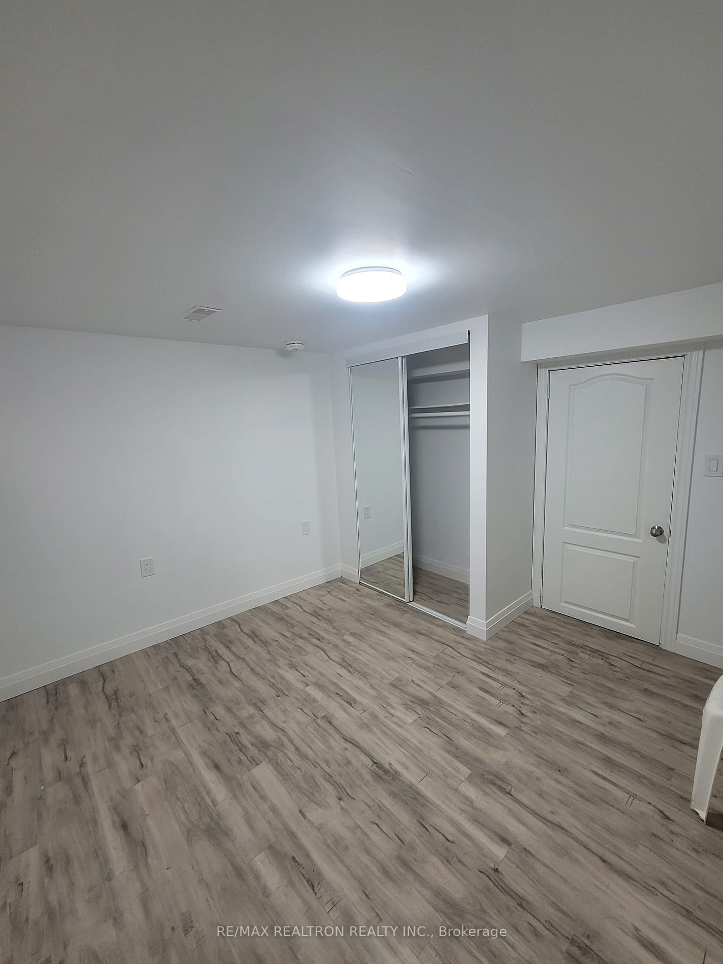 2889 Gulfstream Way