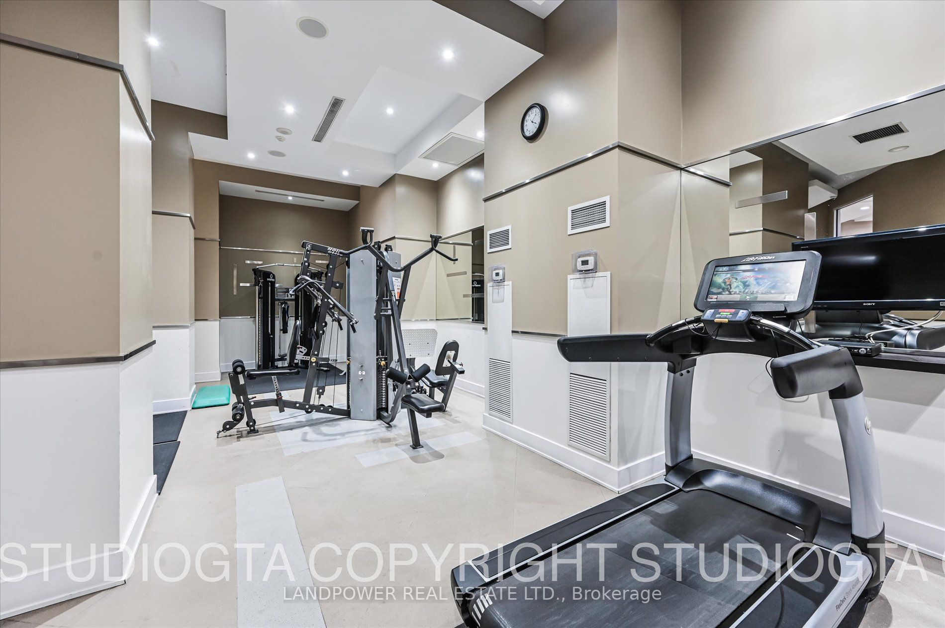 330 Burnhamthorpe Rd W, #2201