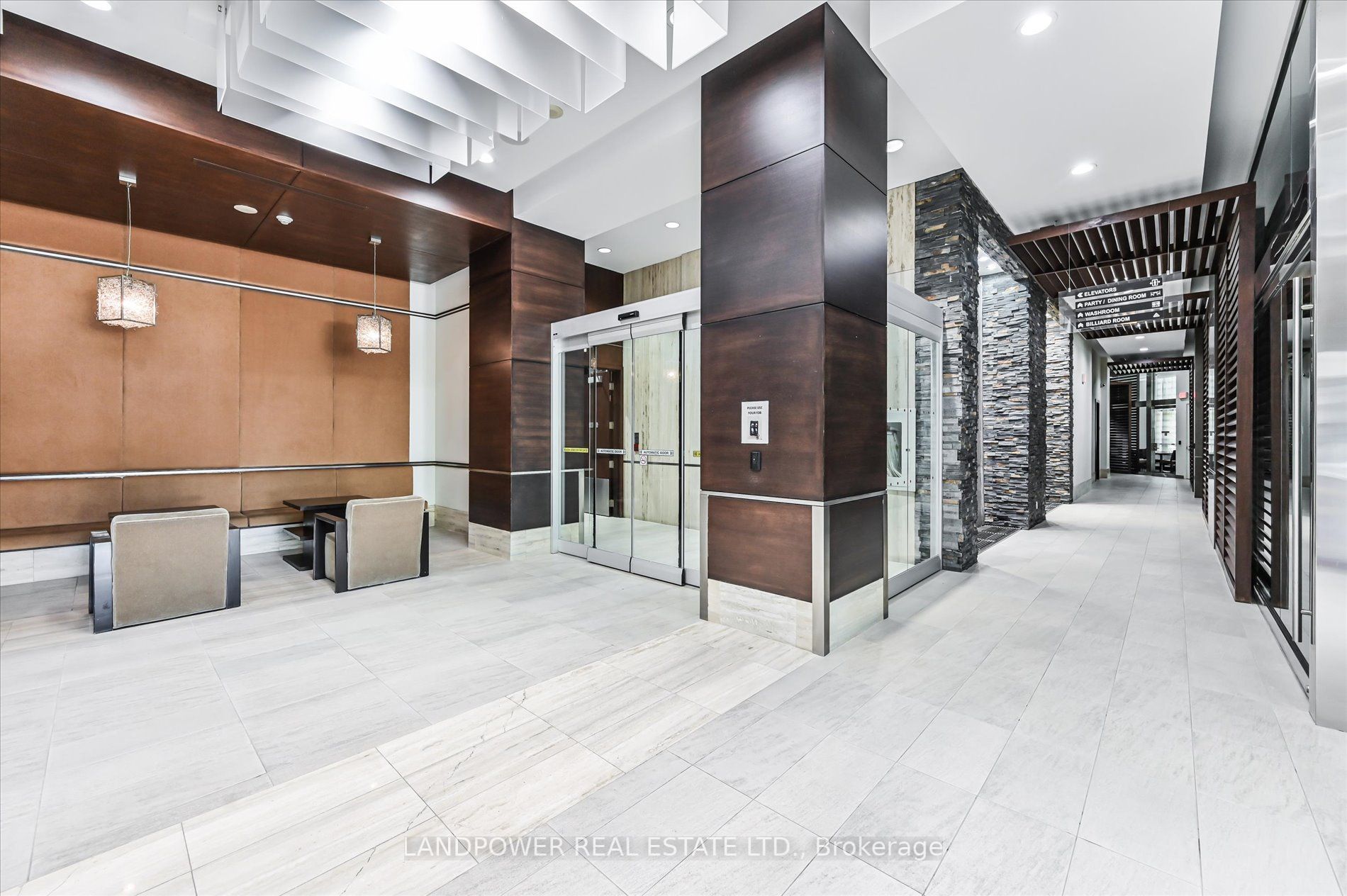 330 Burnhamthorpe Rd W, #2201