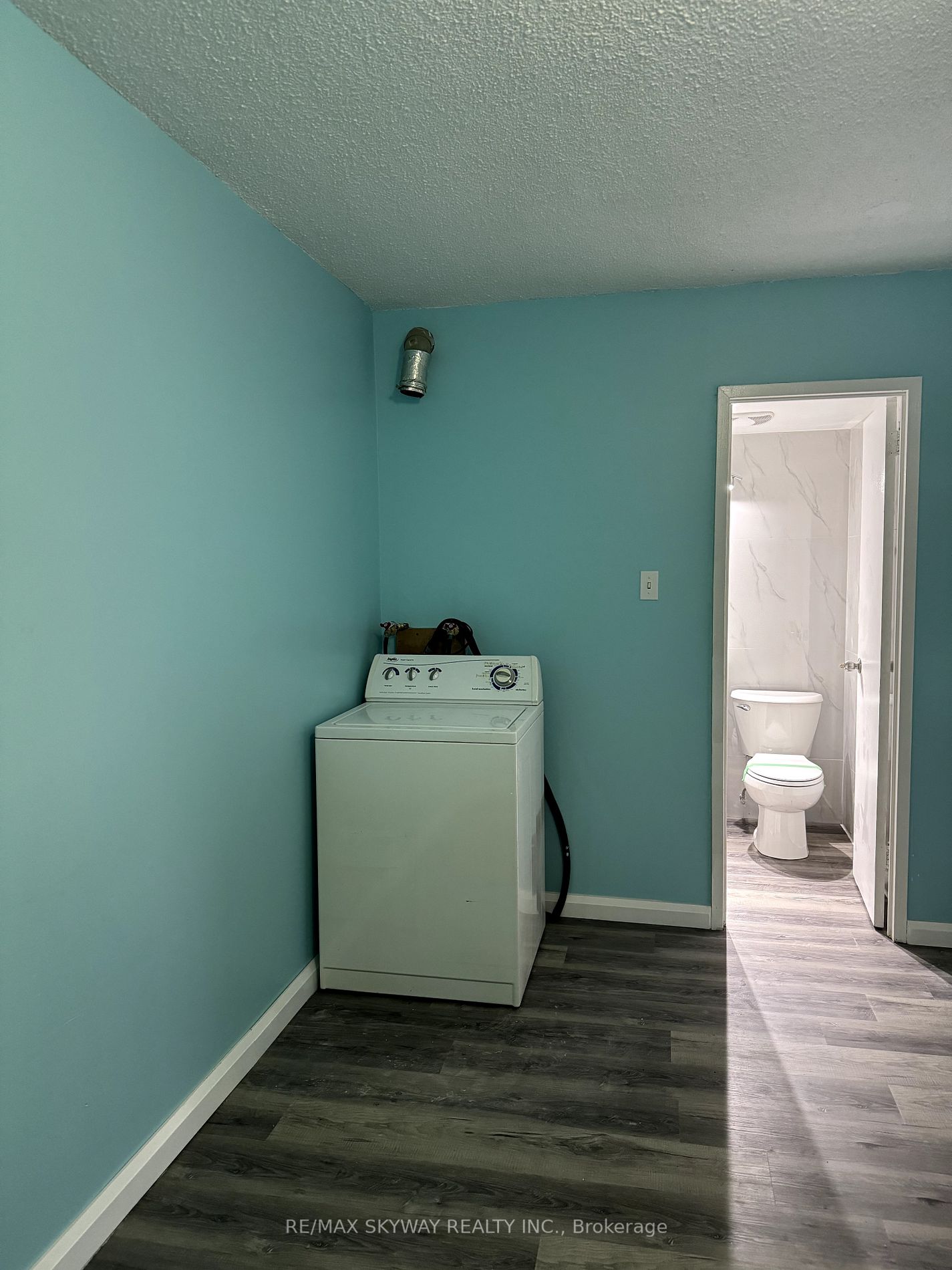 100 Lotherton Ptwy, #706