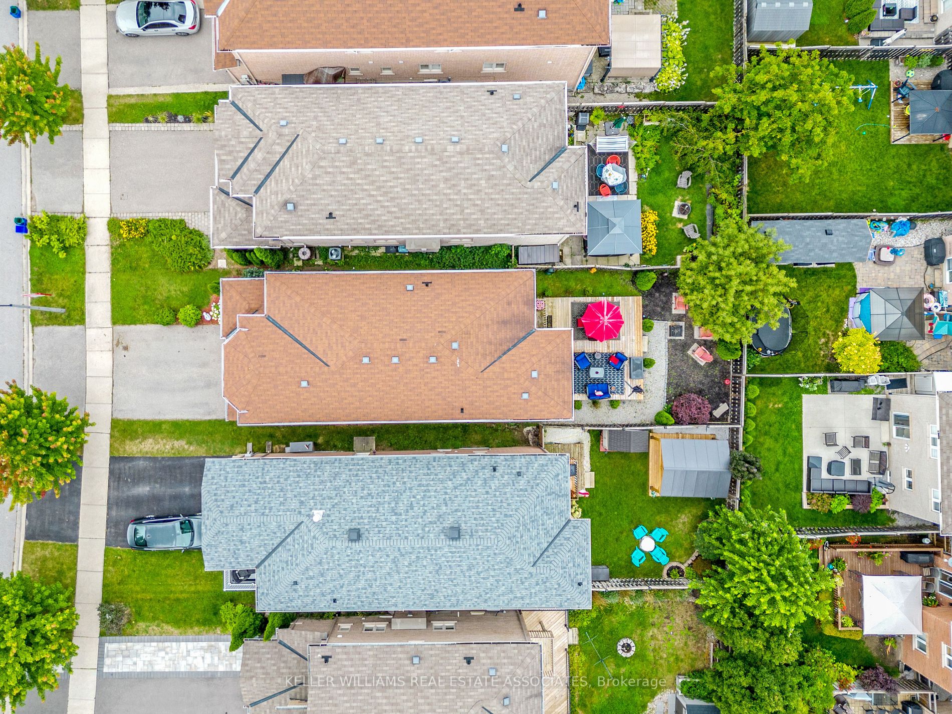 25 Elderberry Gate