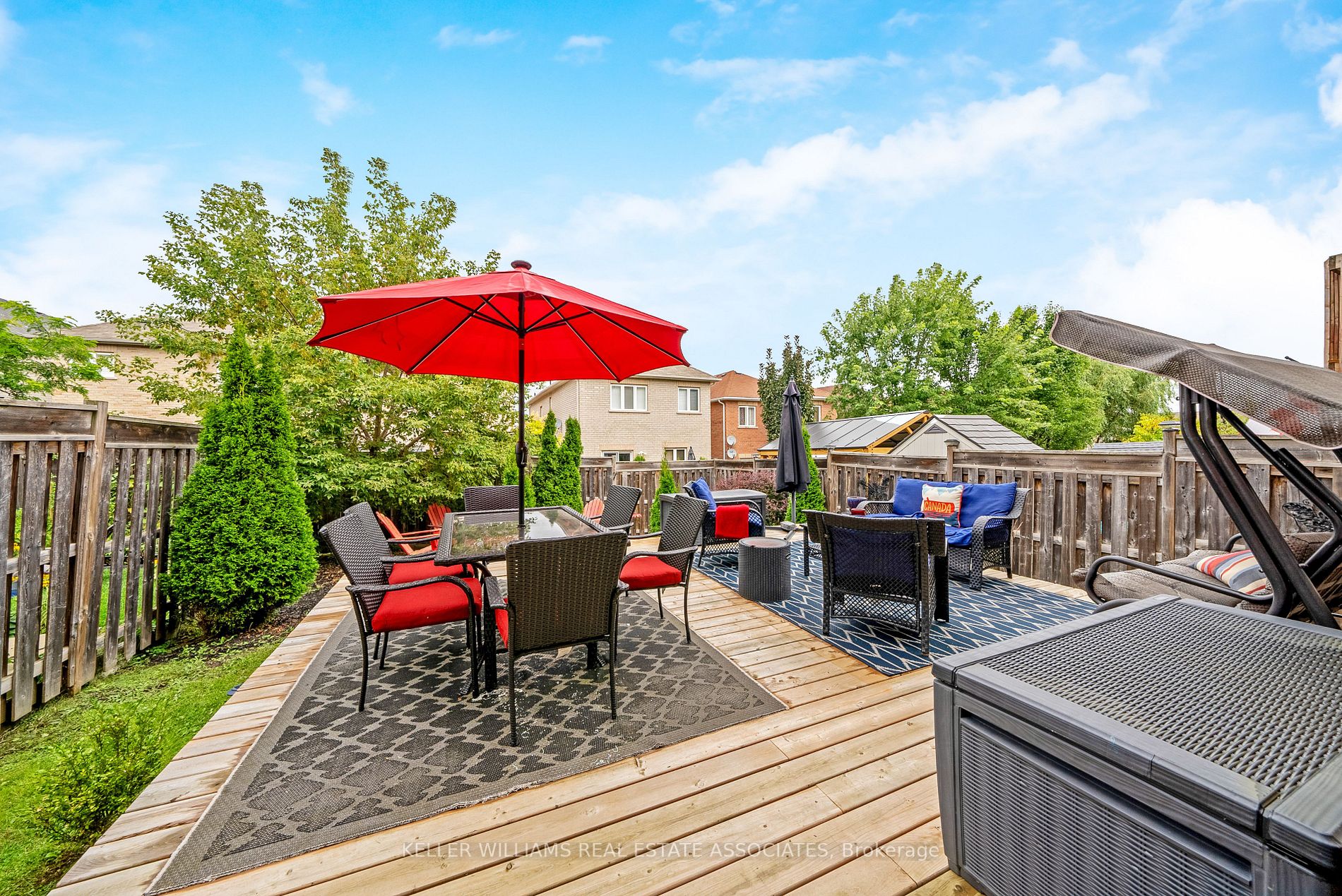 25 Elderberry Gate