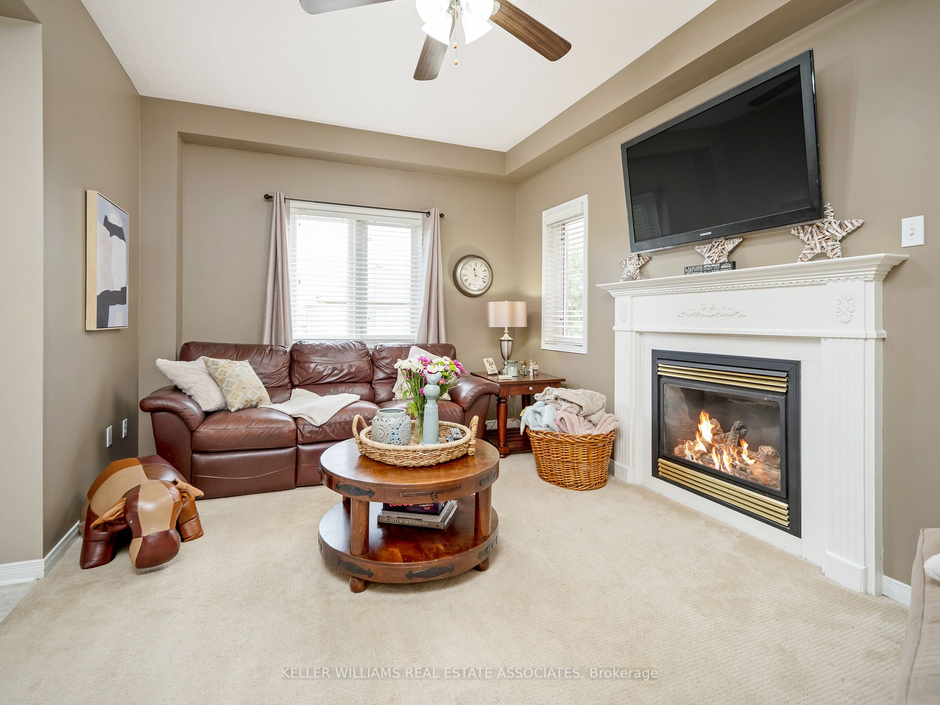 25 Elderberry Gate