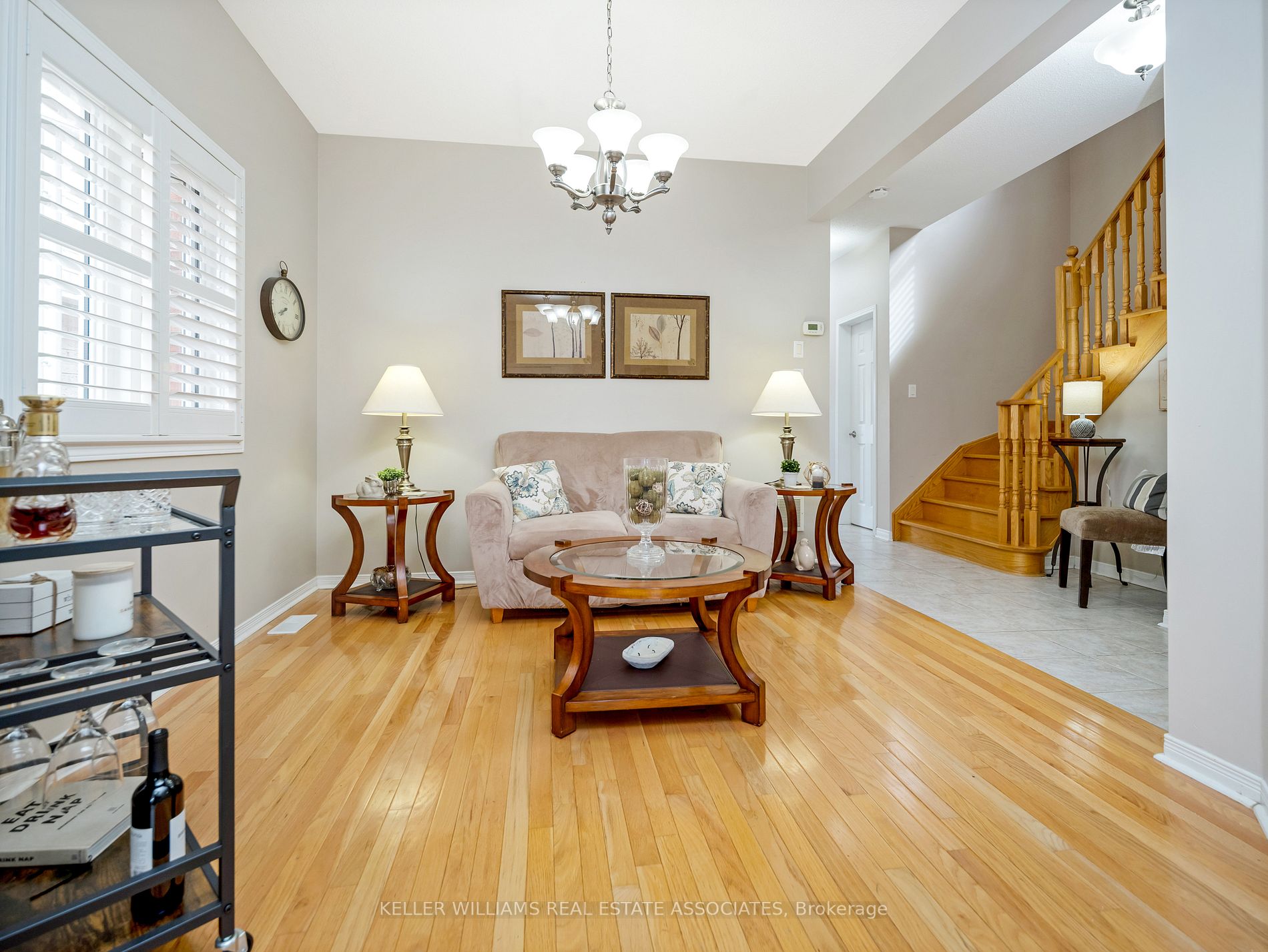 25 Elderberry Gate