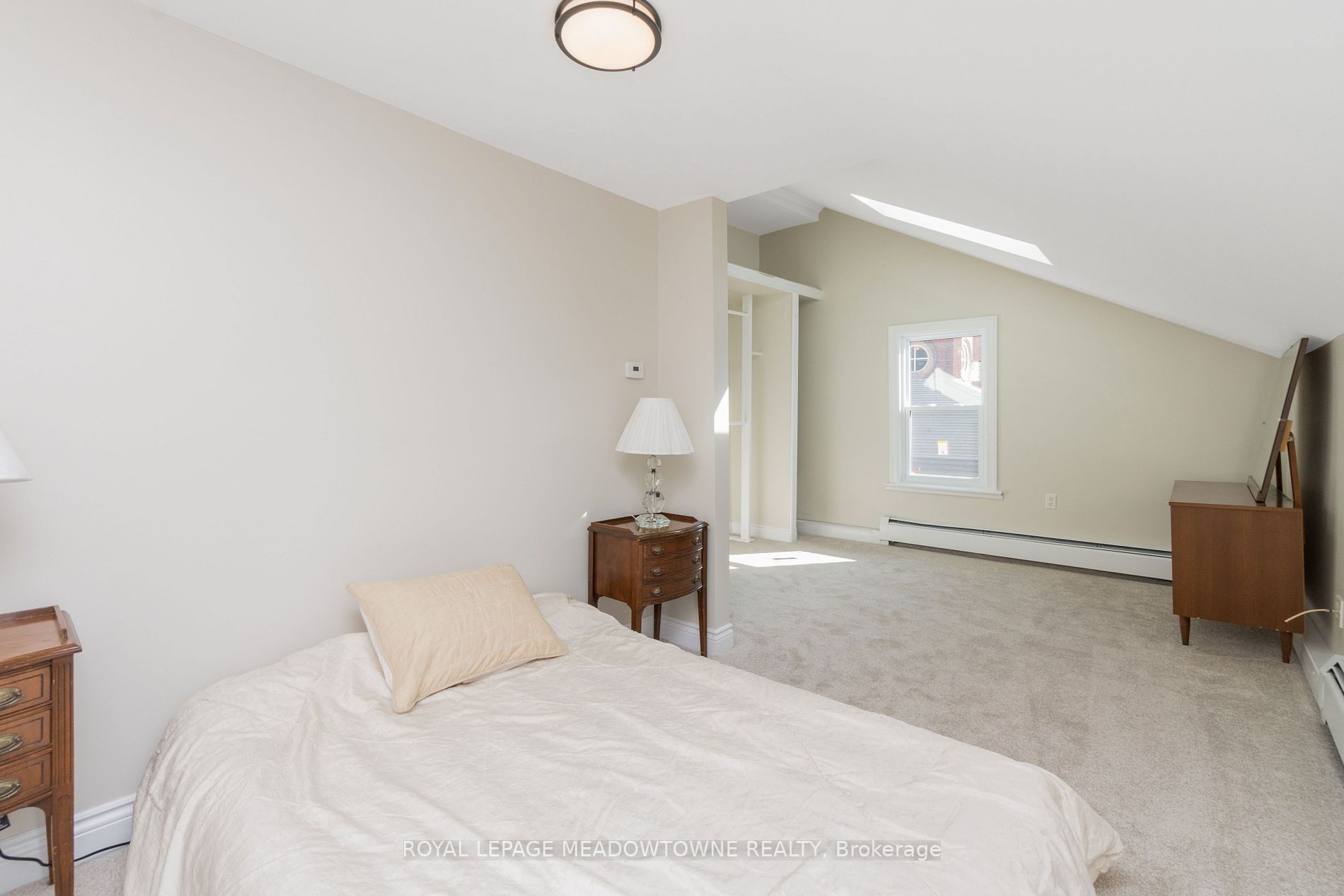 7 Guelph Street