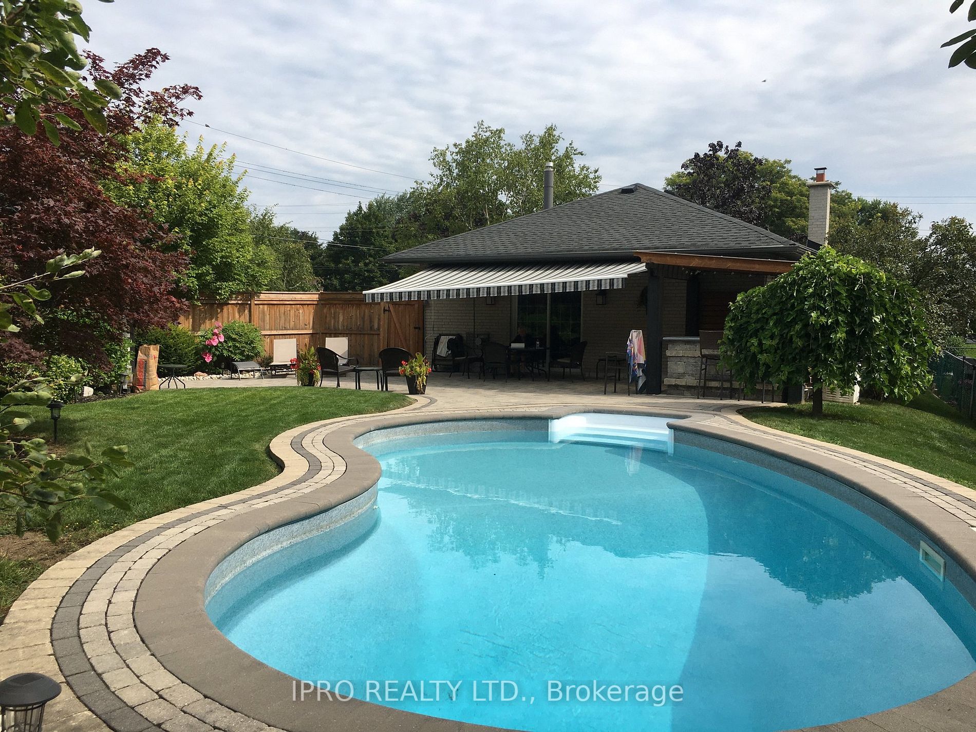3 Gower Court