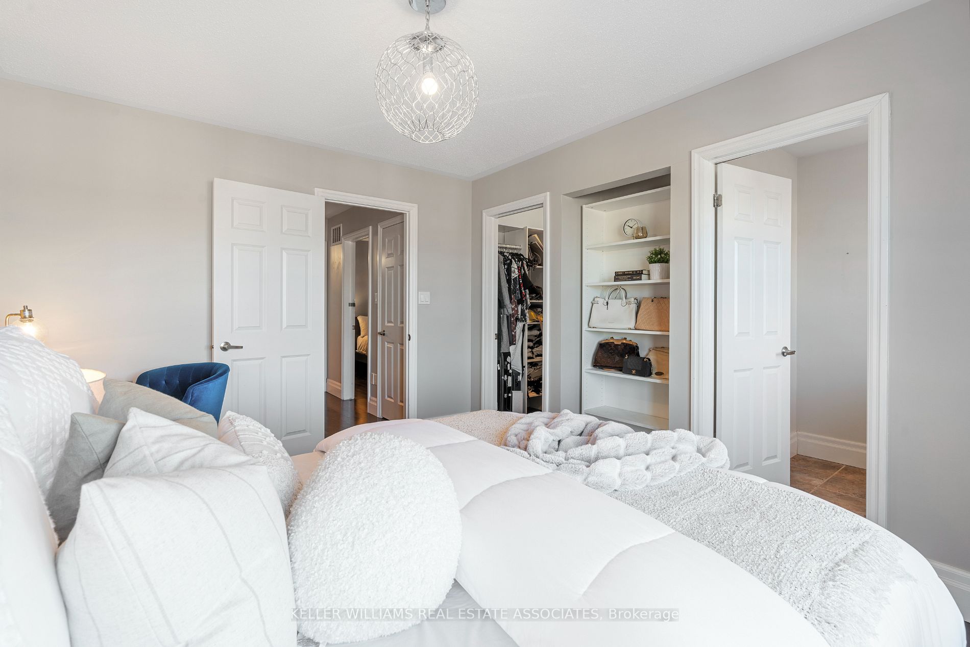 864 Fowles Court