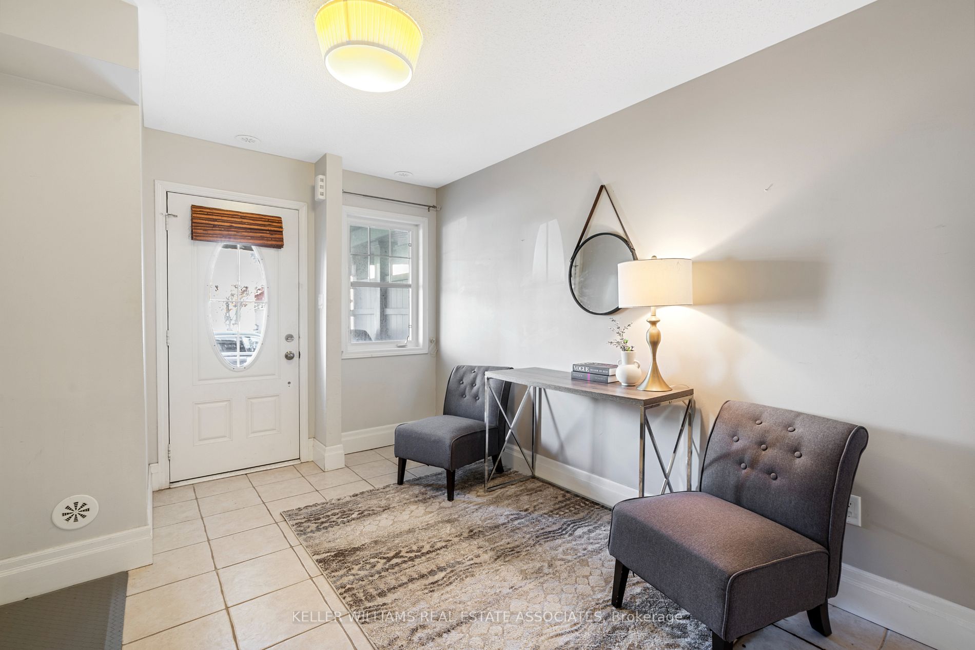 864 Fowles Court