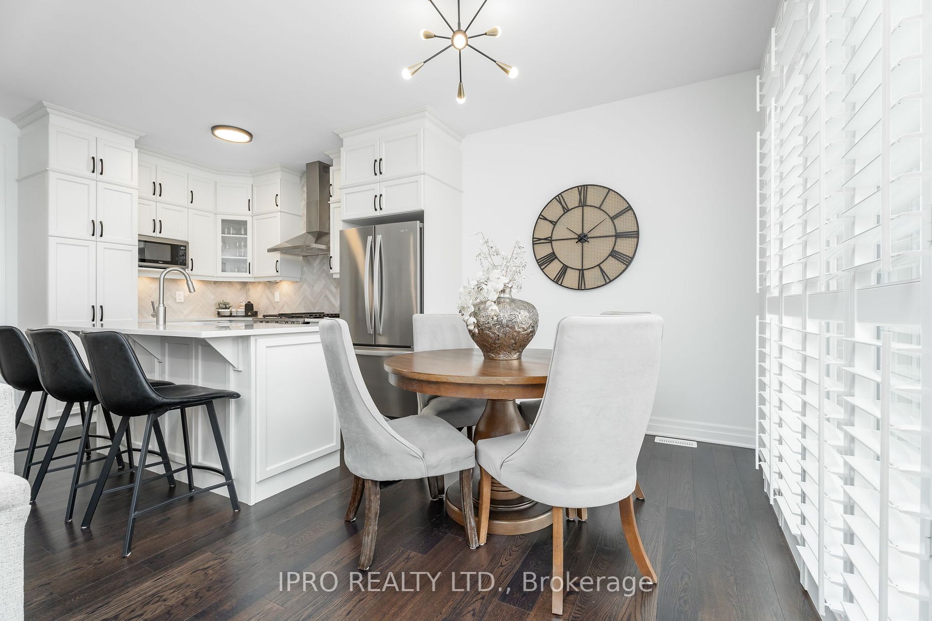 861 Tea Landing