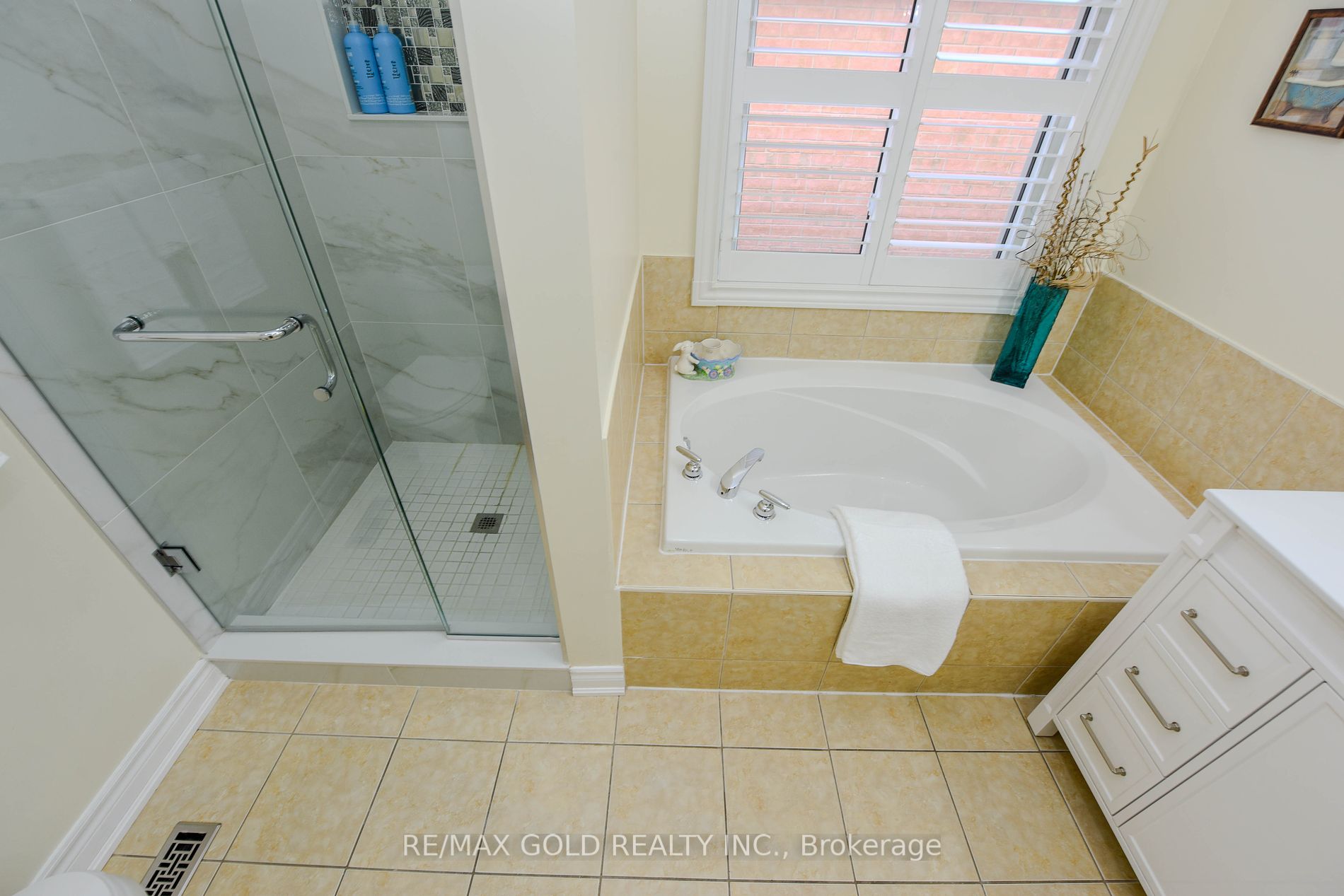 1360 Weir Chse