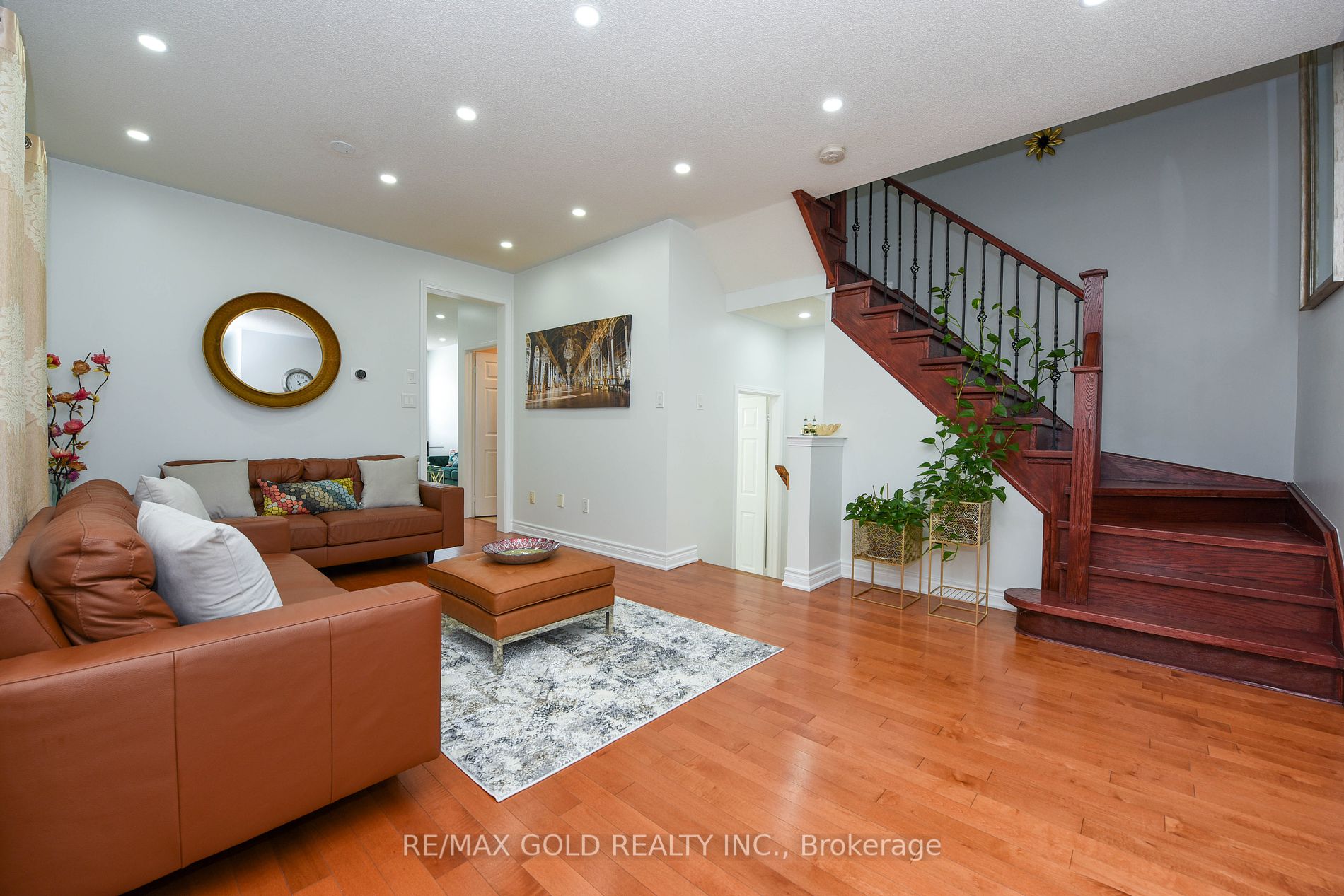 1360 Weir Chse