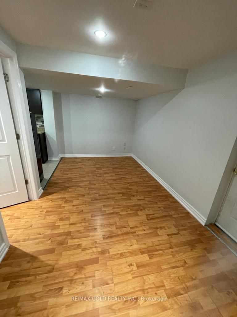 1360 Weir Chse