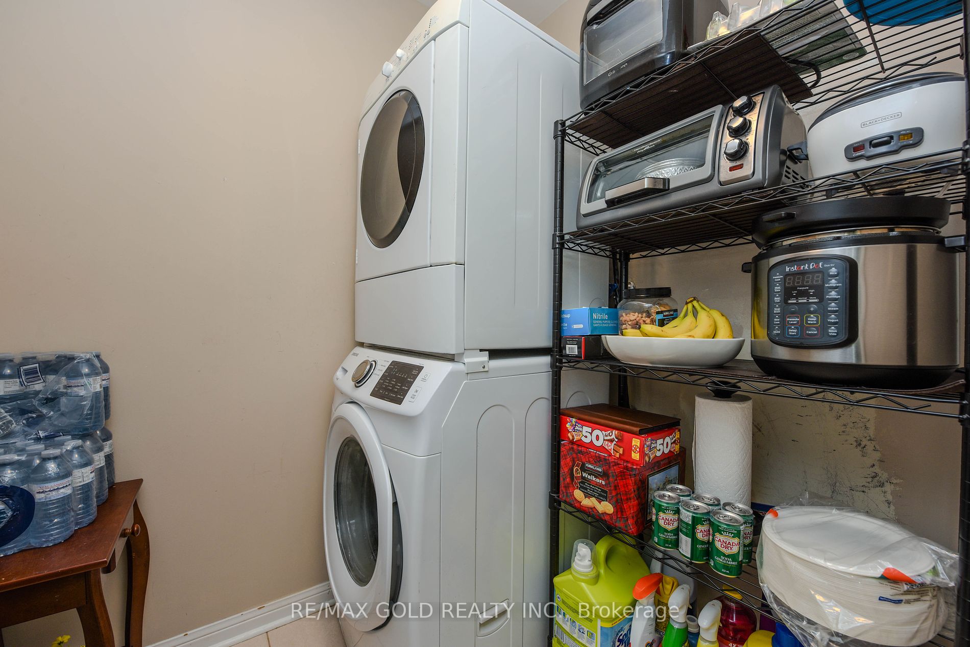1360 Weir Chse