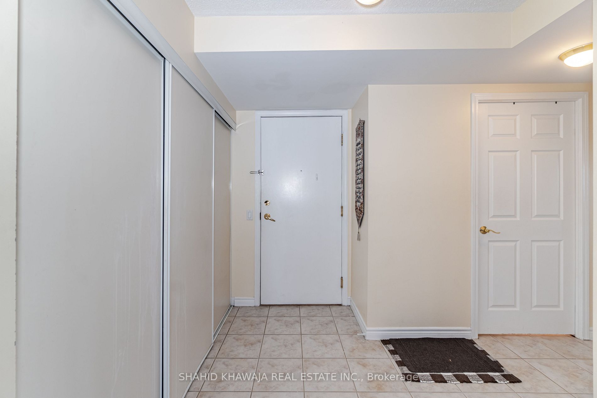 35 Kingsbridge Garden Circ, #1612