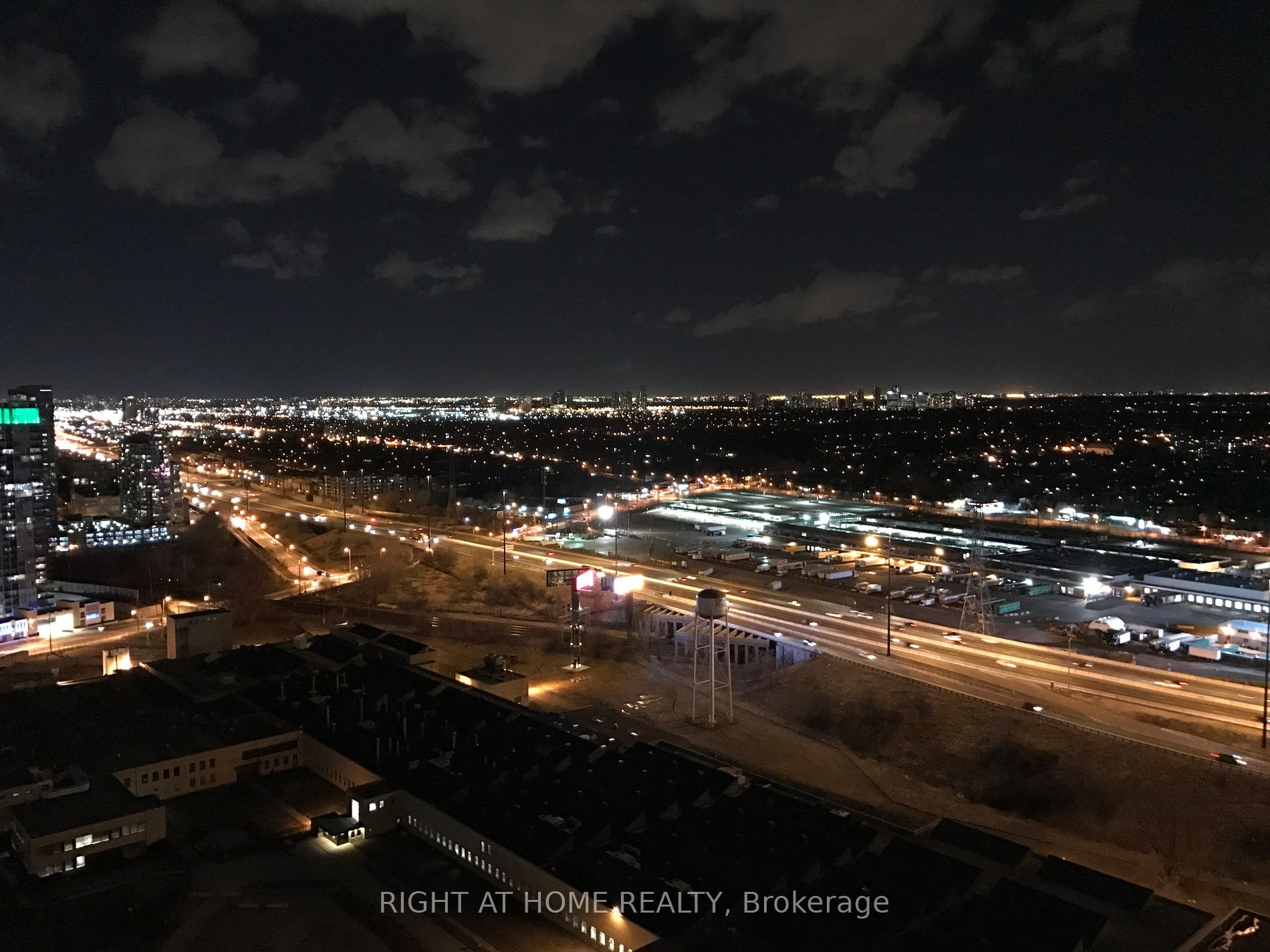 56 Annie Craig Dr, #3207