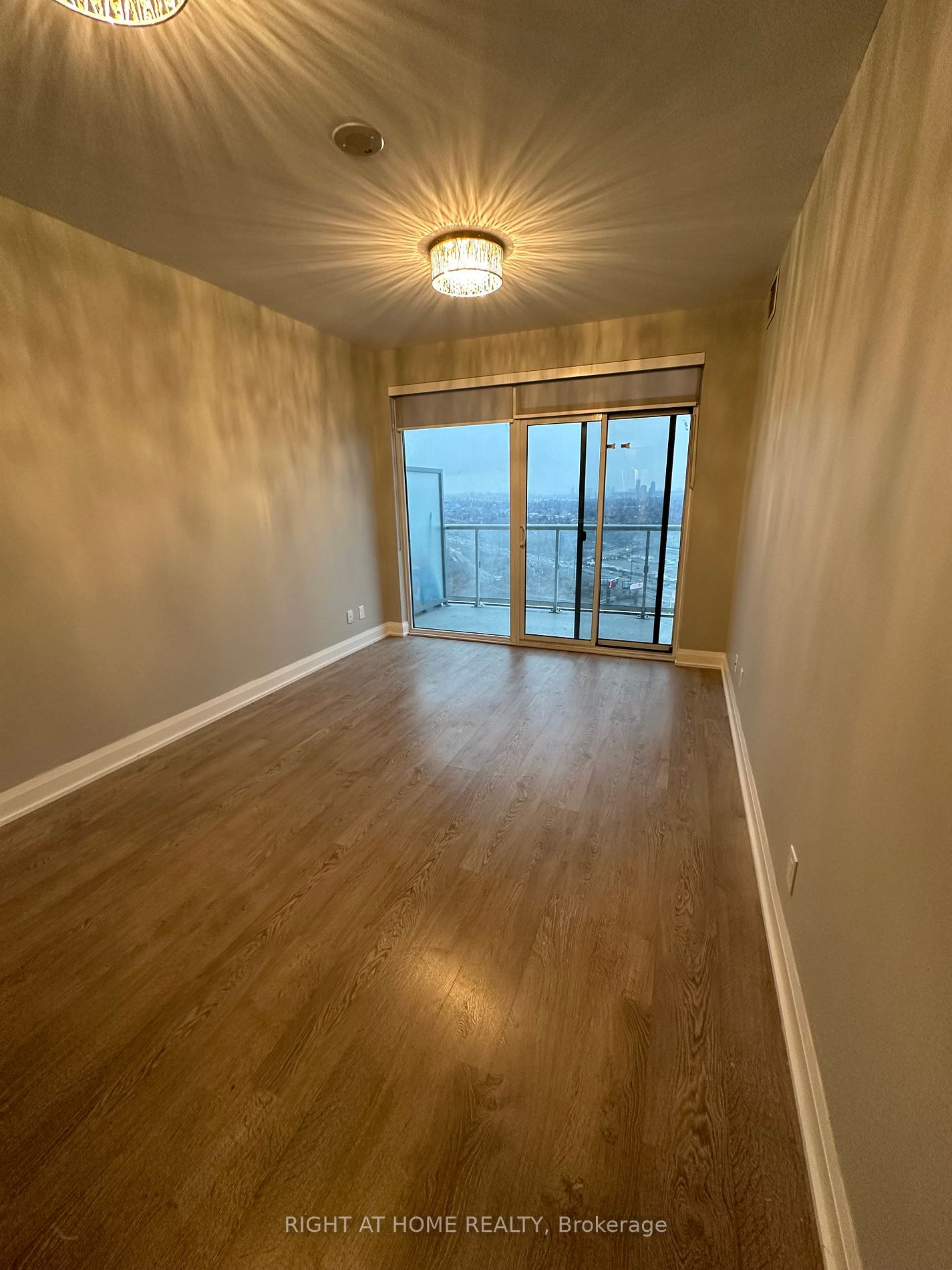 56 Annie Craig Dr, #3207