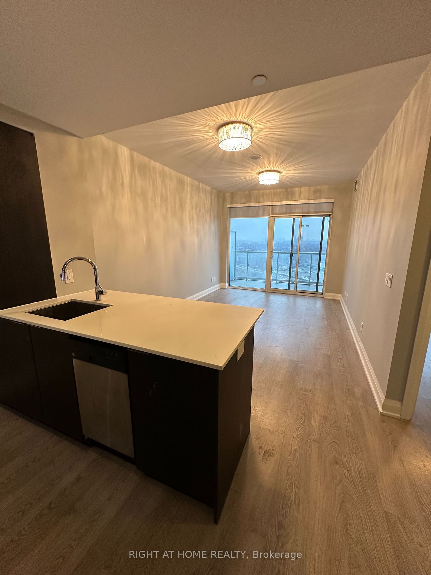 56 Annie Craig Dr, #3207