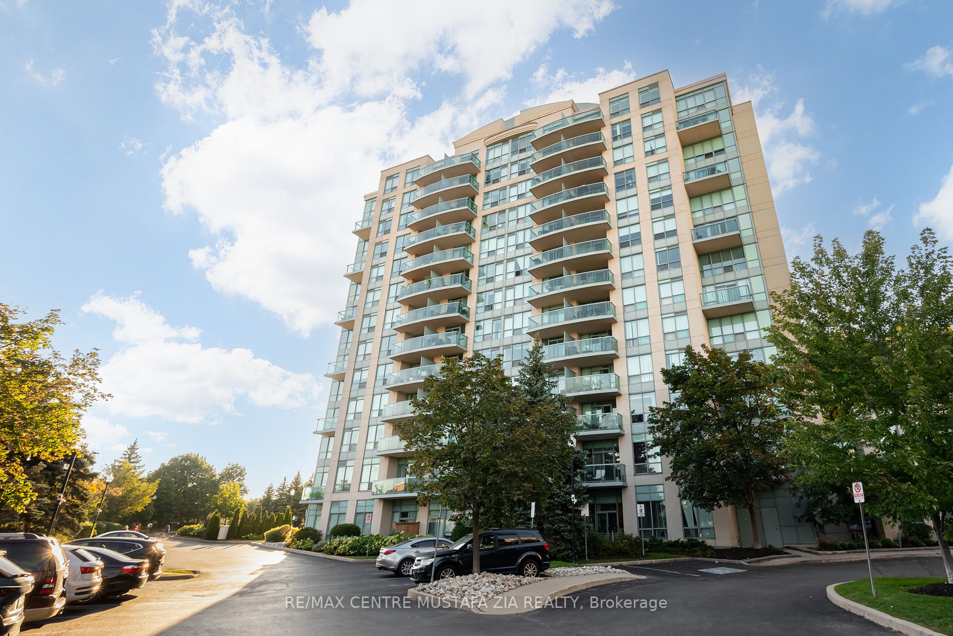 2585 Erin Centre Boulevard, #1005