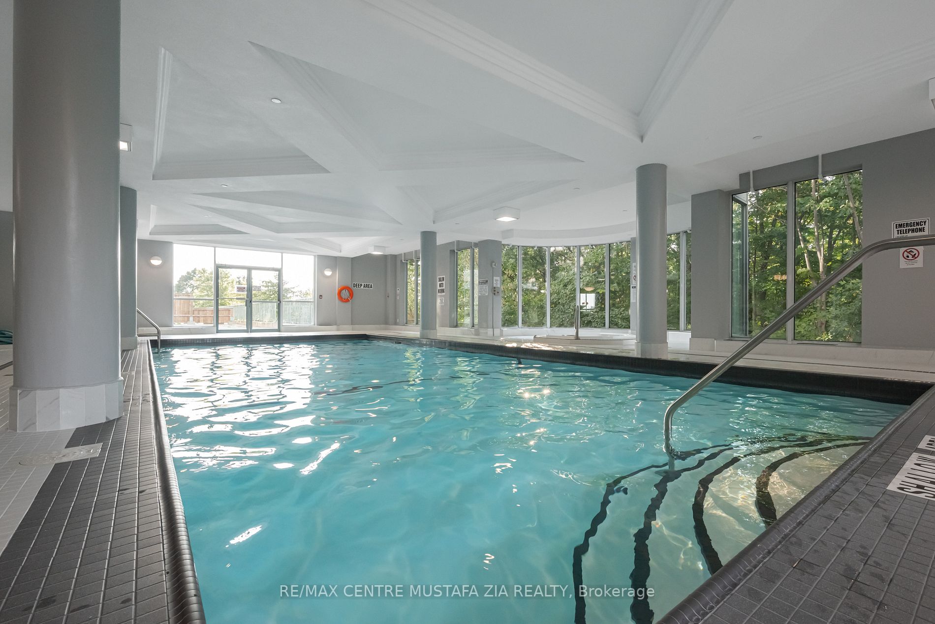2585 Erin Centre Boulevard, #1005