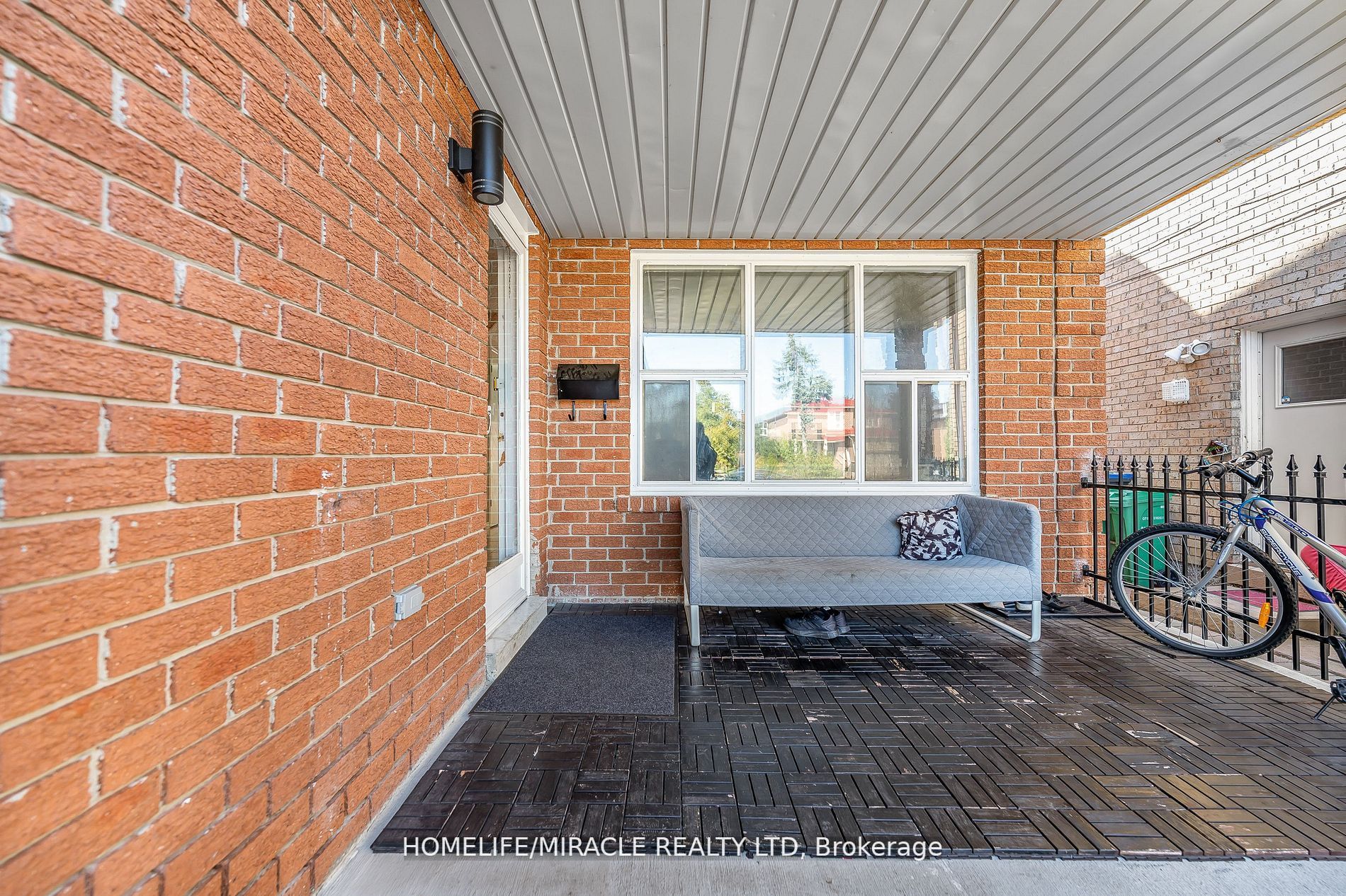 229 Vodden Street W