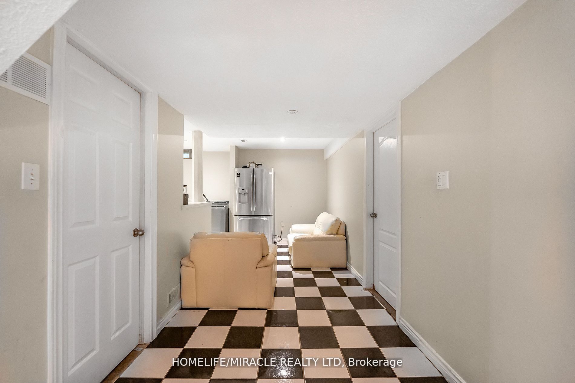 229 Vodden Street W