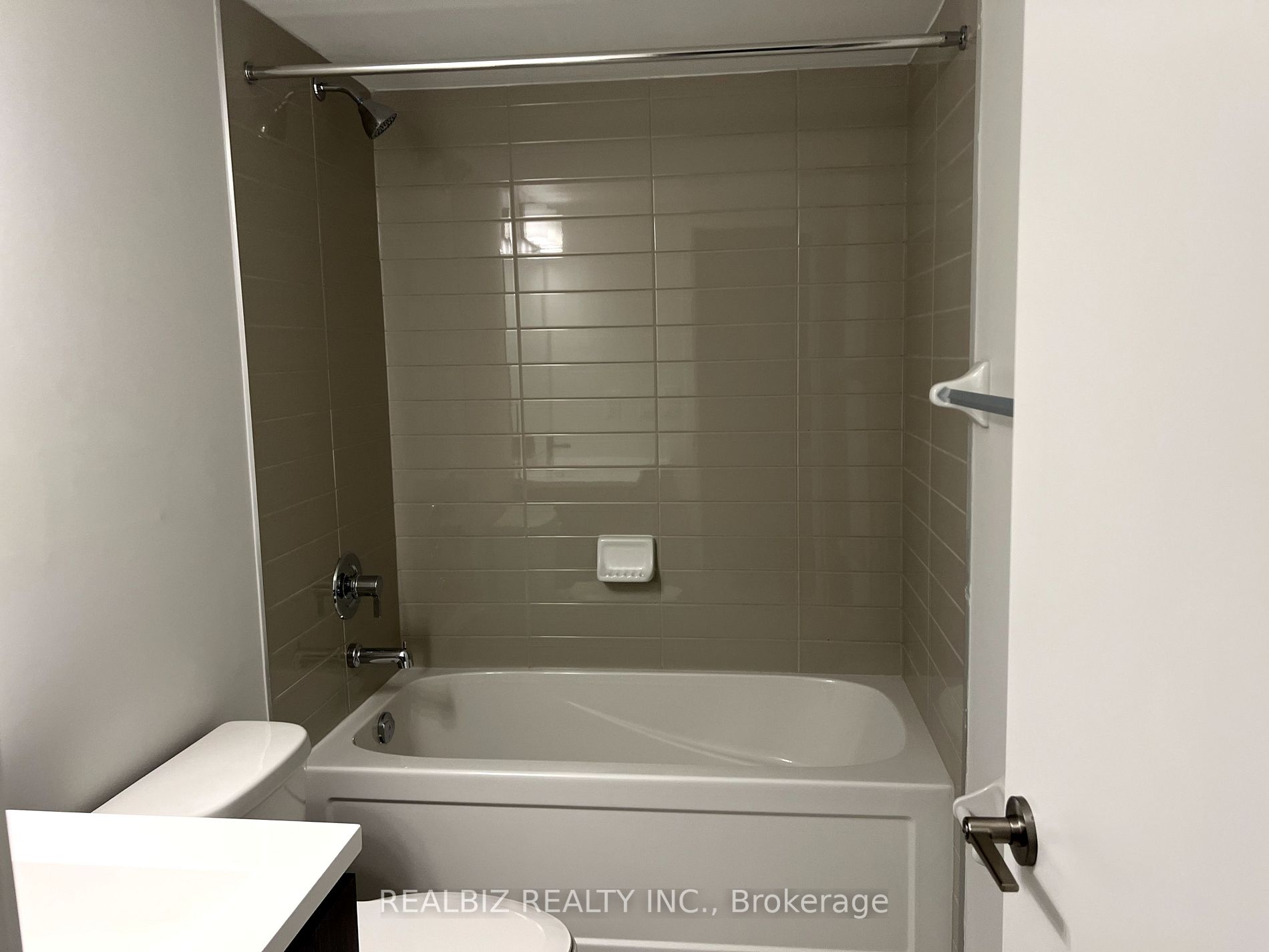 40 William Jackson Way, #126