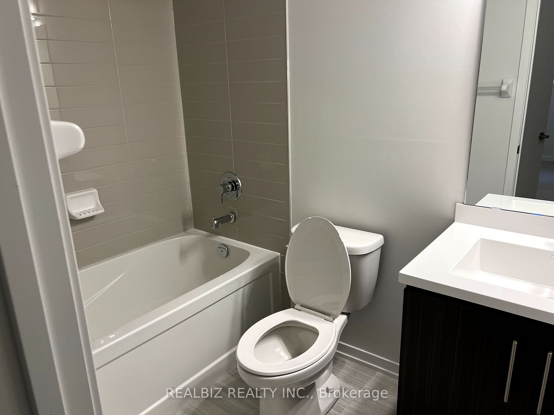 40 William Jackson Way, #126