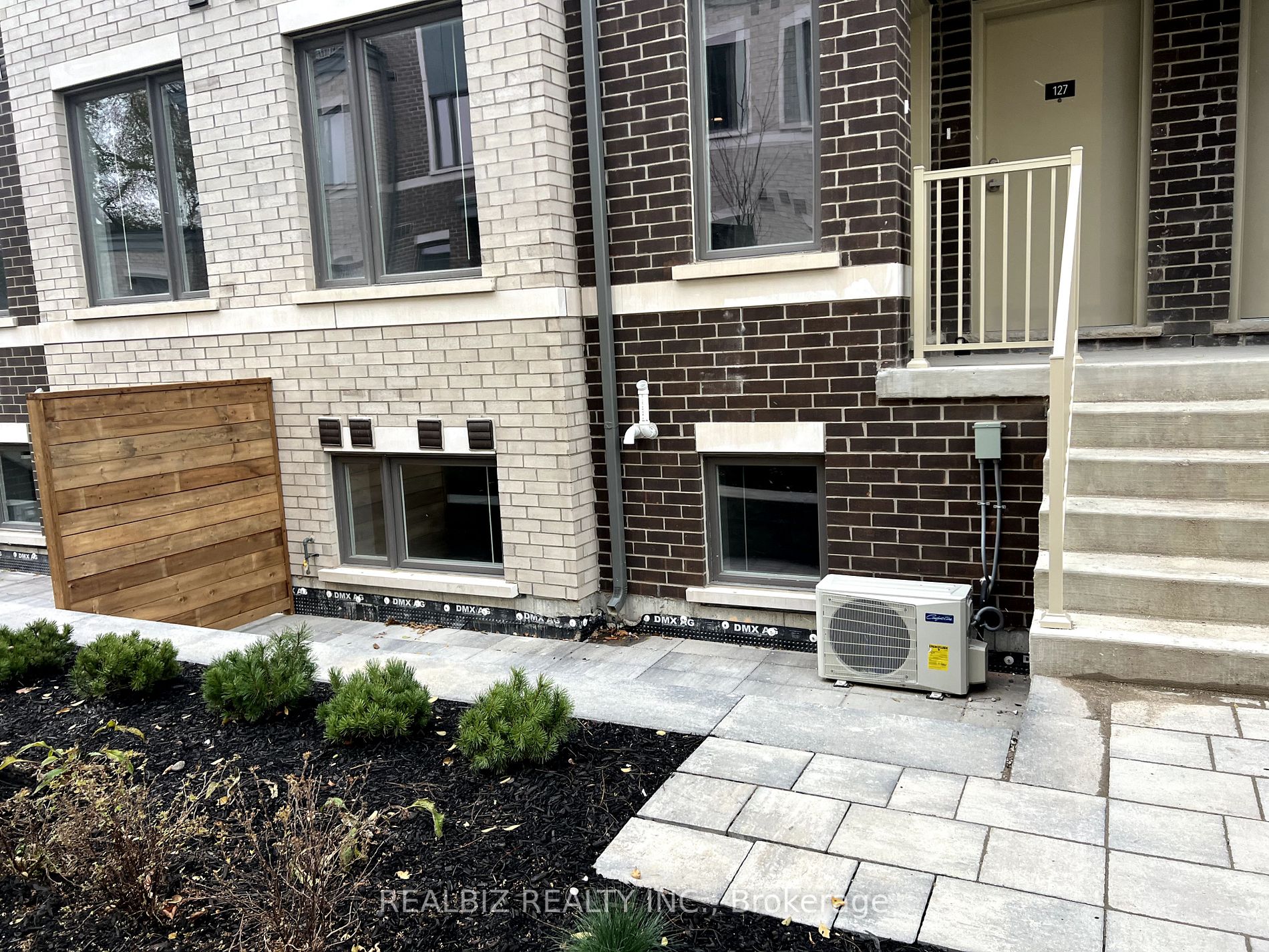 40 William Jackson Way, #126
