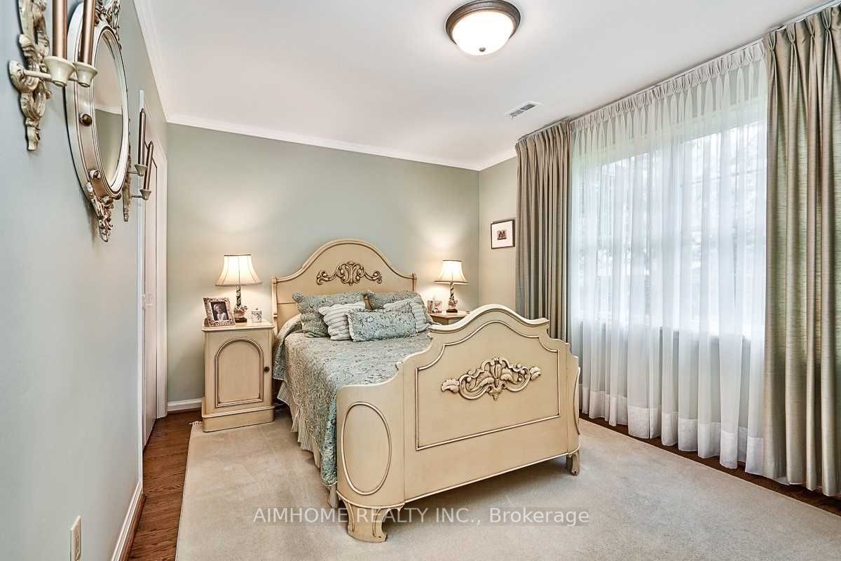 312 Dalewood Dr