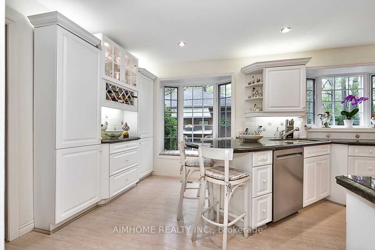312 Dalewood Dr