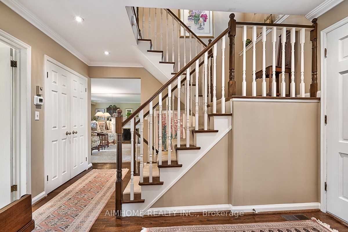 312 Dalewood Dr