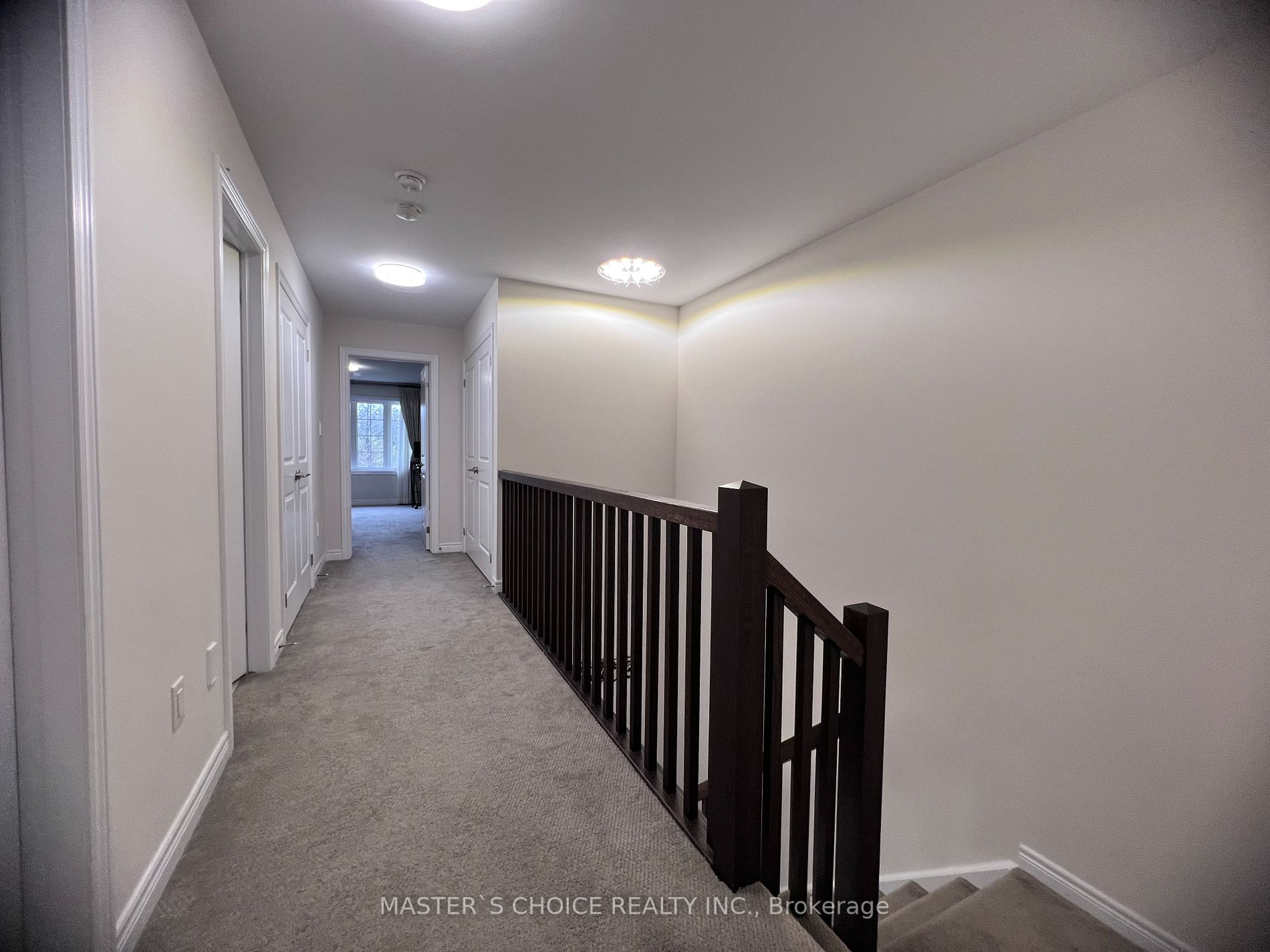 3335 Mockingbird Common