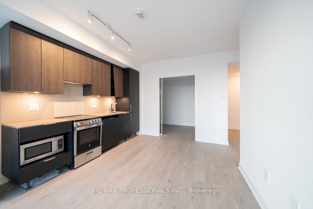 3900 Confederation Parkway, #5208