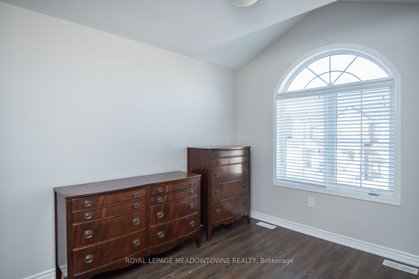 57 Hatt Crt