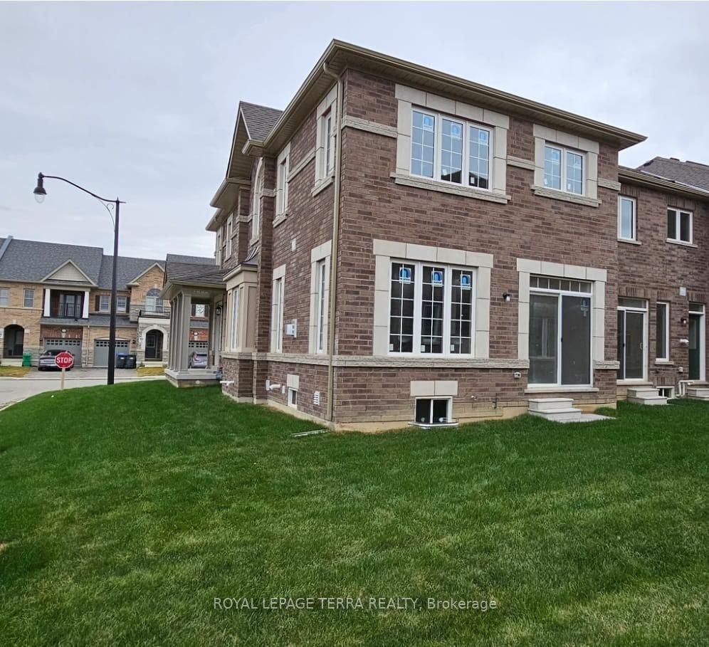 28 Donald Stewart Rd