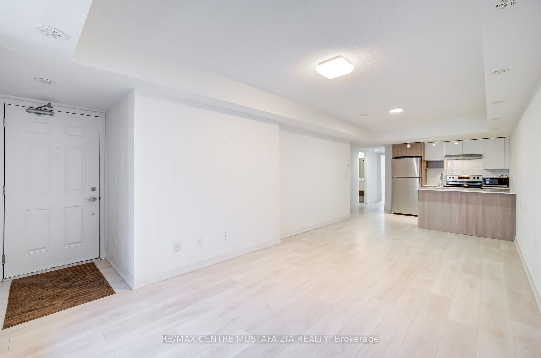1129 Cooke Boulevard, #608