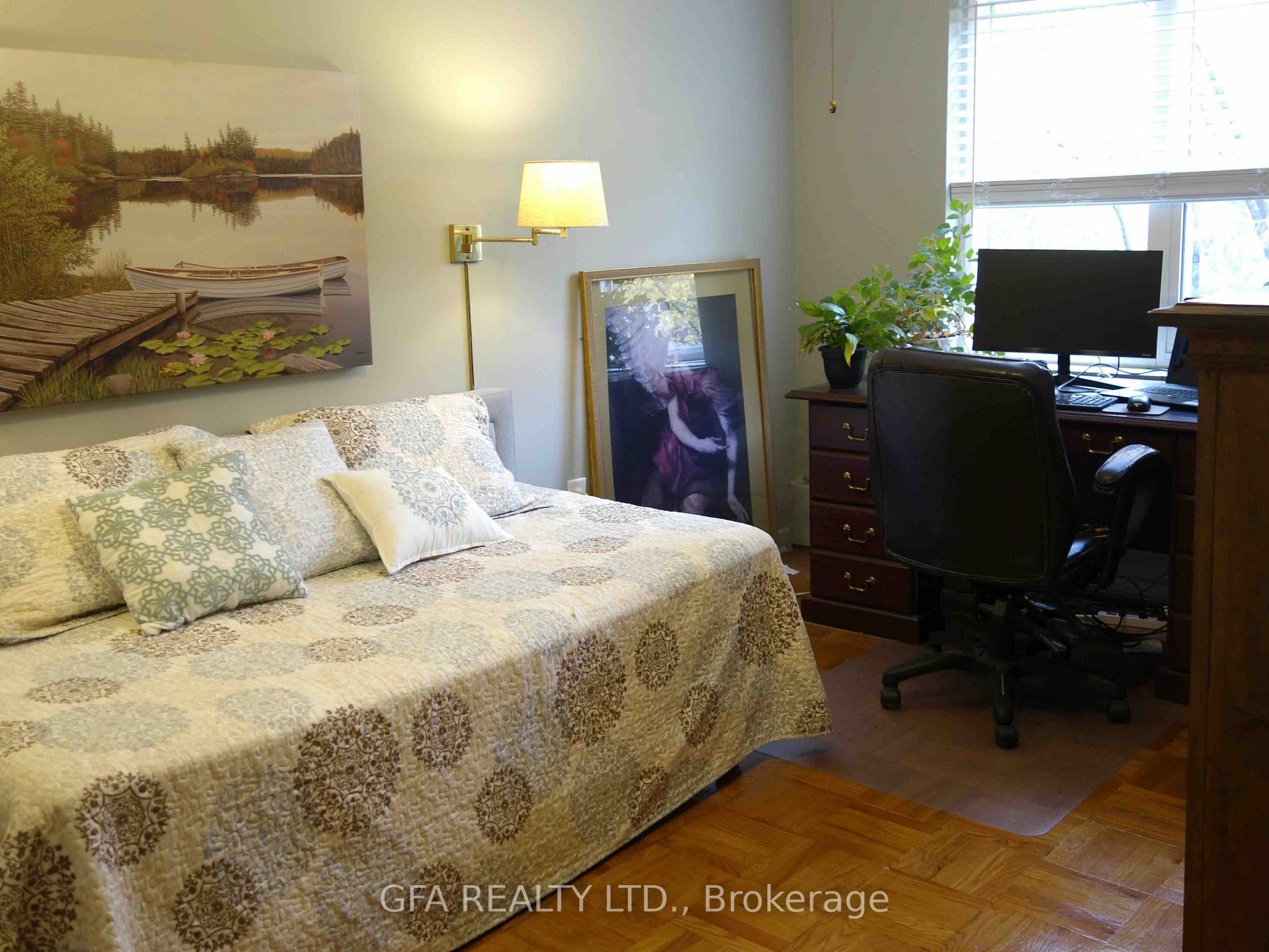 185 Stephen Drive, #404
