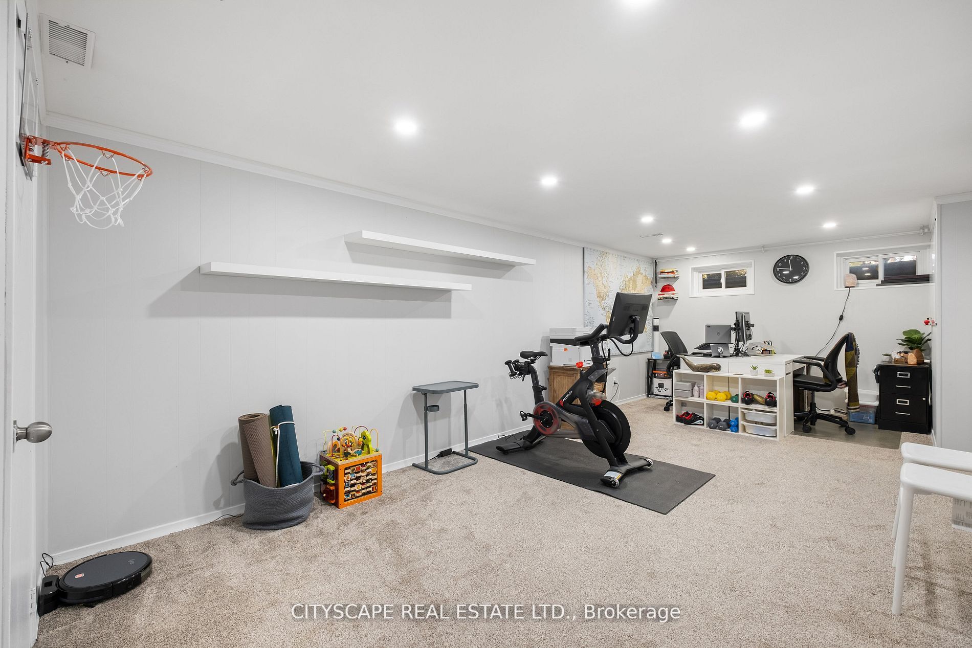 1575 Lewisham Drive