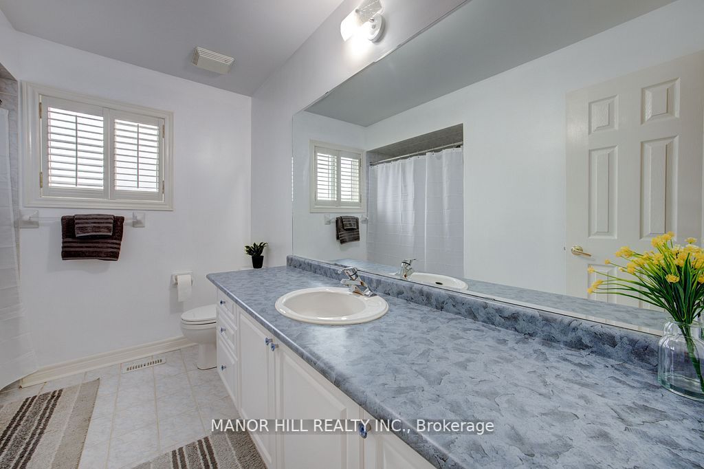 98 Harvest Moon Dr
