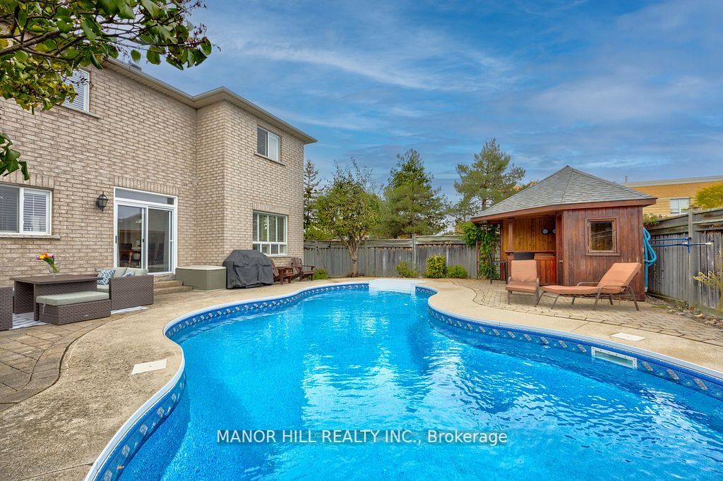 98 Harvest Moon Dr