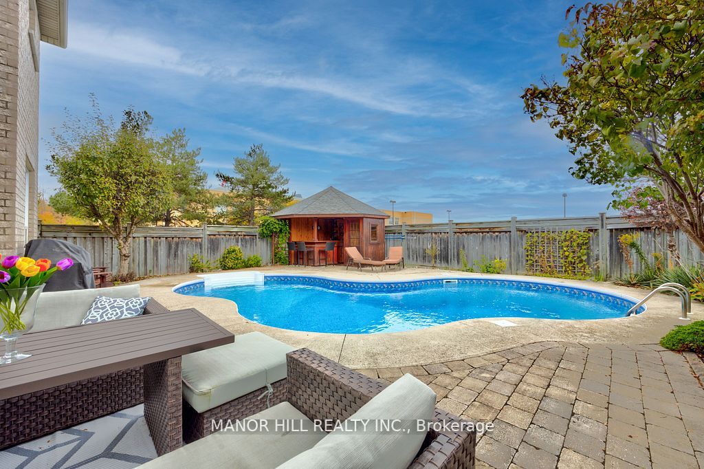 98 Harvest Moon Dr