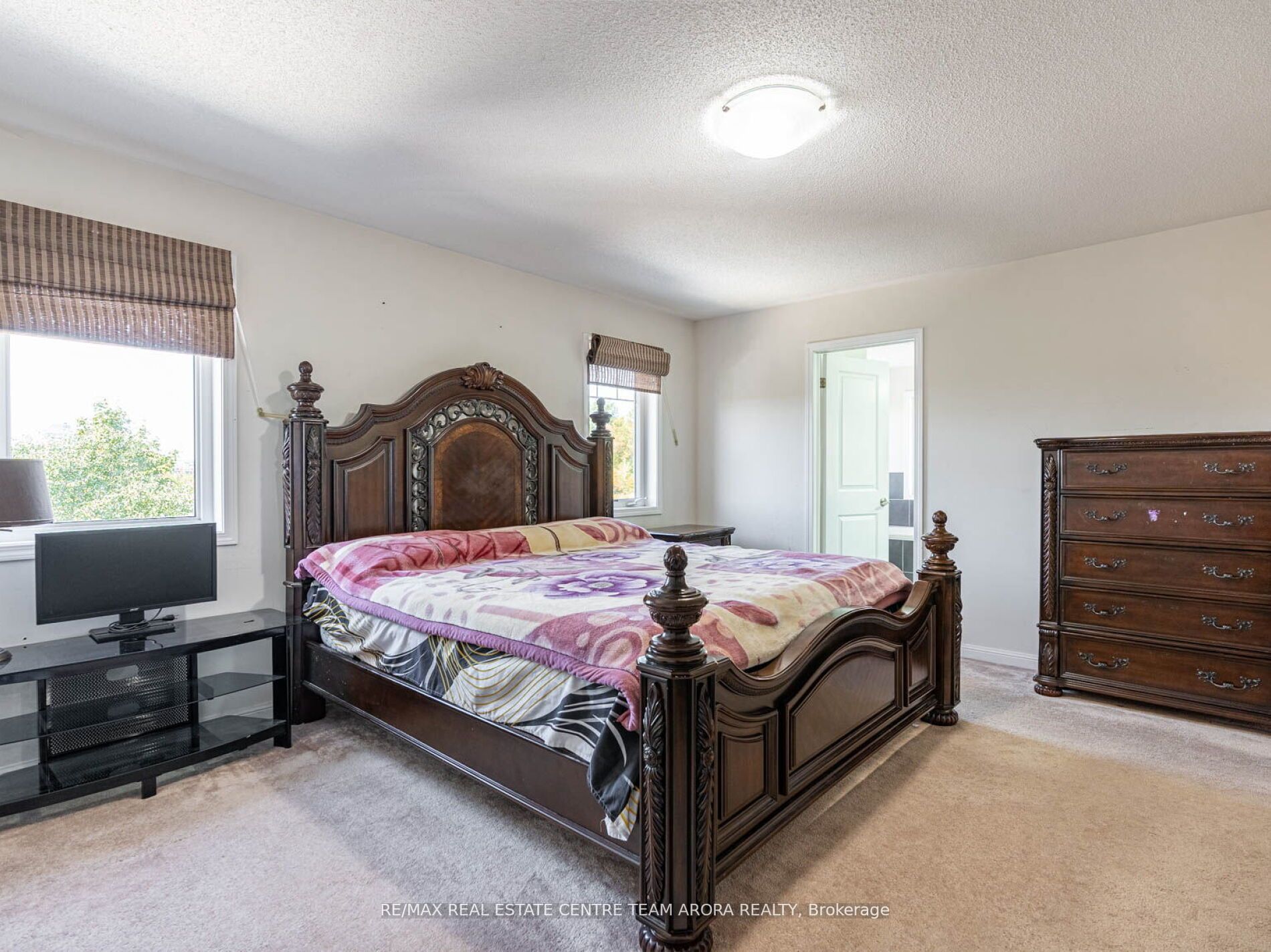 46 Old Cleeve Cres