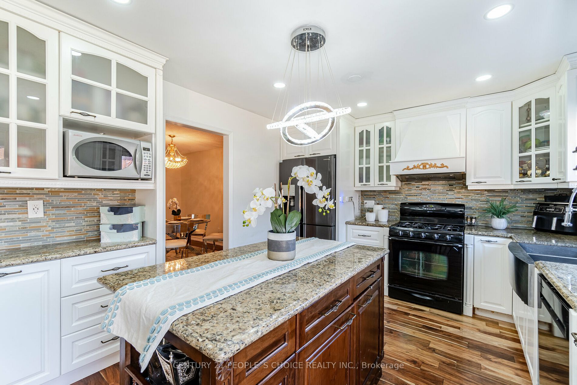 5919 Ladyburn Crescent