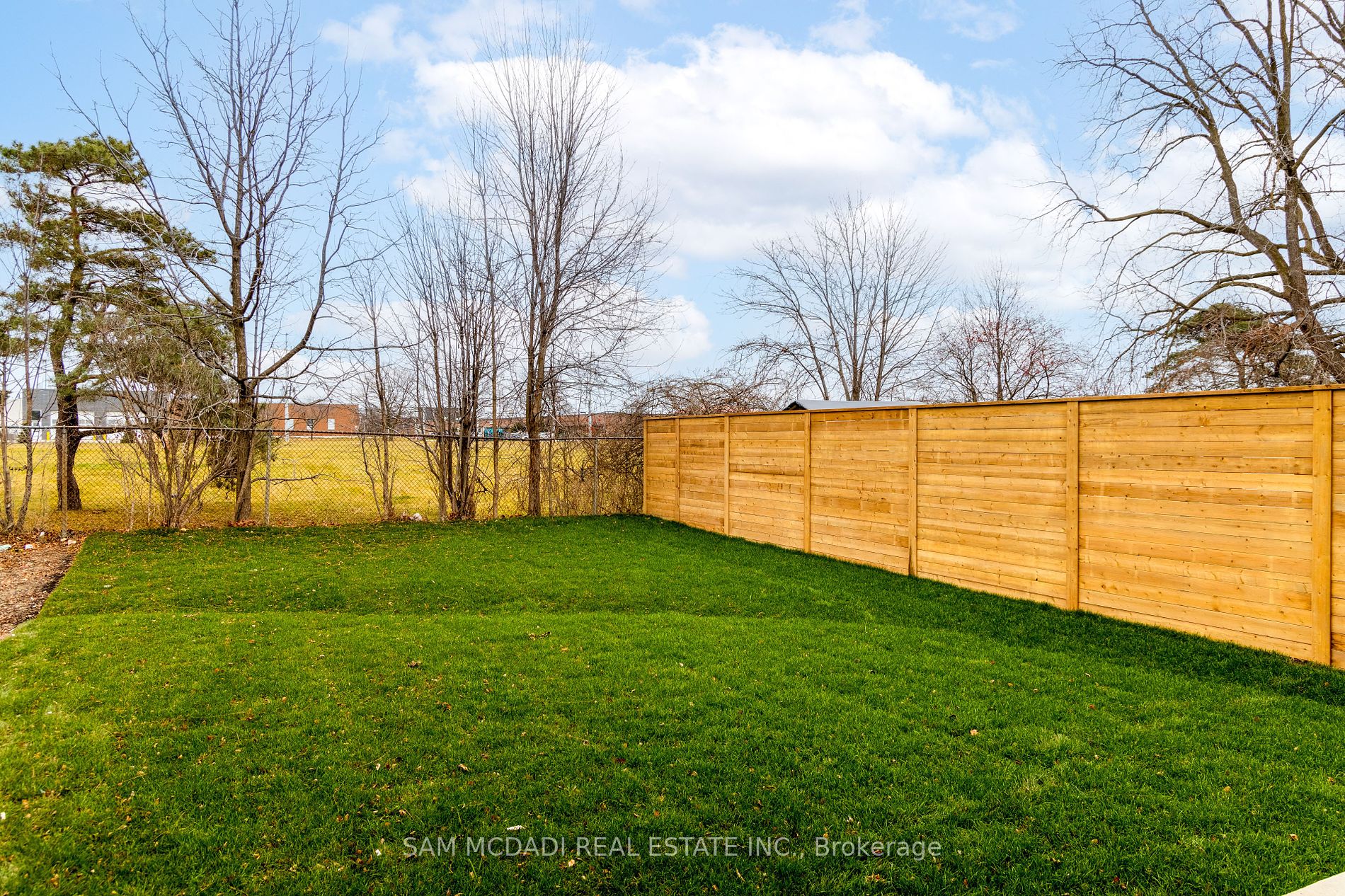 762 Montbeck Cres